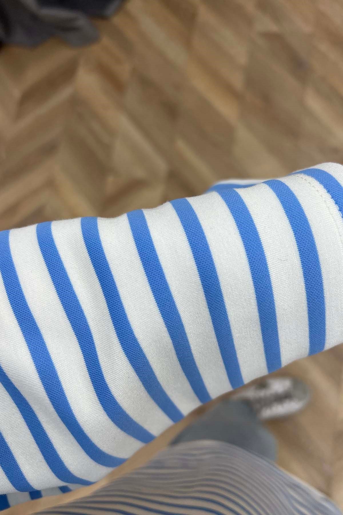 Bisiklet Yaka Yırtmaçlı Çizgili Sweatshirt Mavi