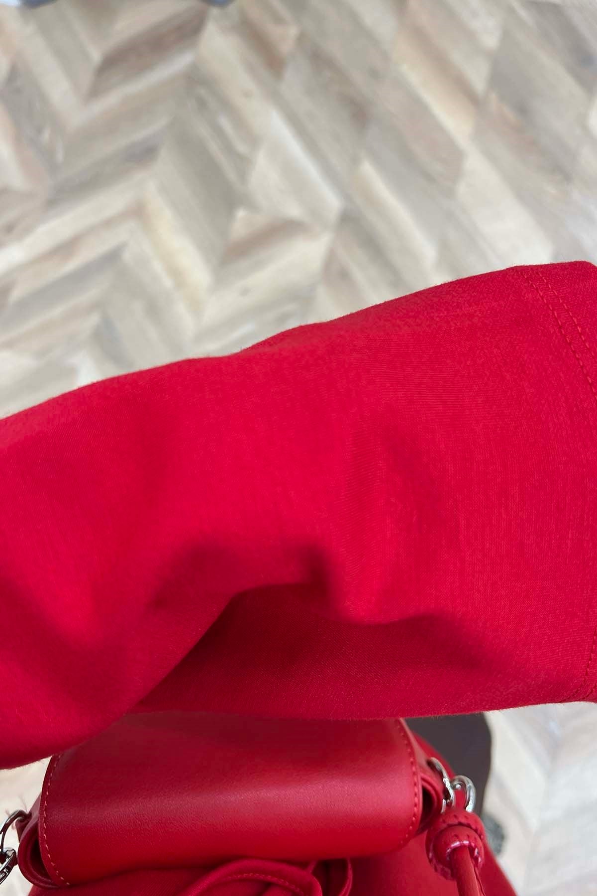 Bisiklet Yaka Yırtmaçlı Oysh Sweatshirt Kırmızı