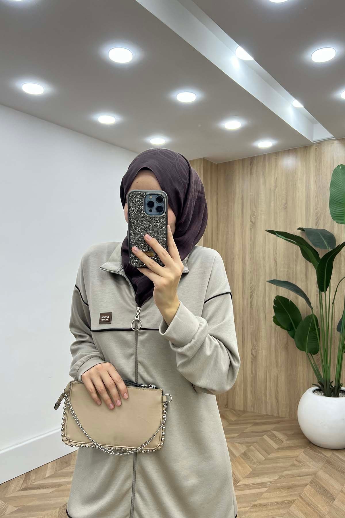 Biyeli Dik Yaka Günlük Eşofman Takım Bej