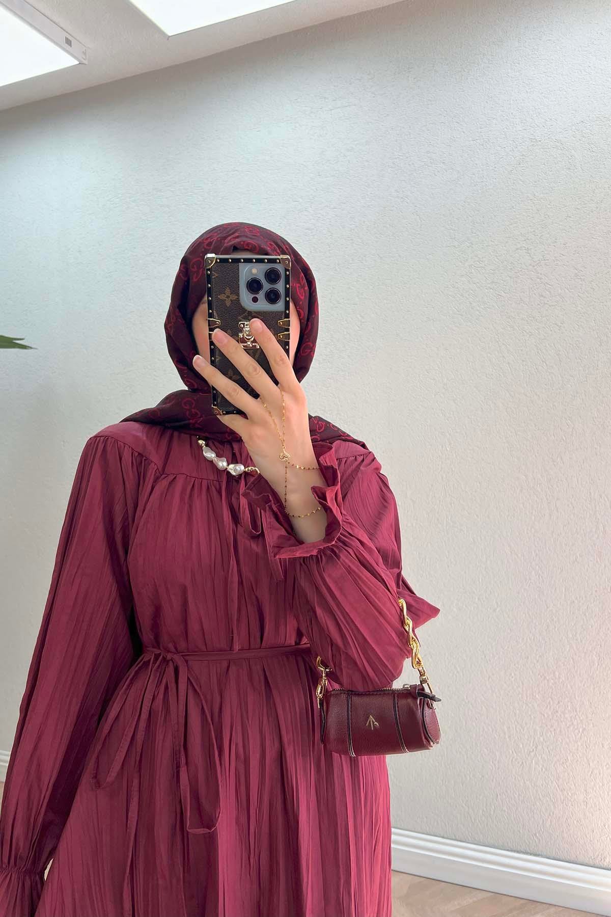 Boyun ve Kol Fırfırlı Pilise Detaytlı Tunik Bordo