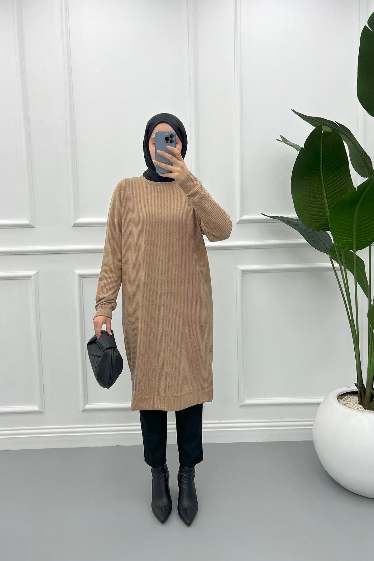 Burgu Tunik Sütlü Kahve