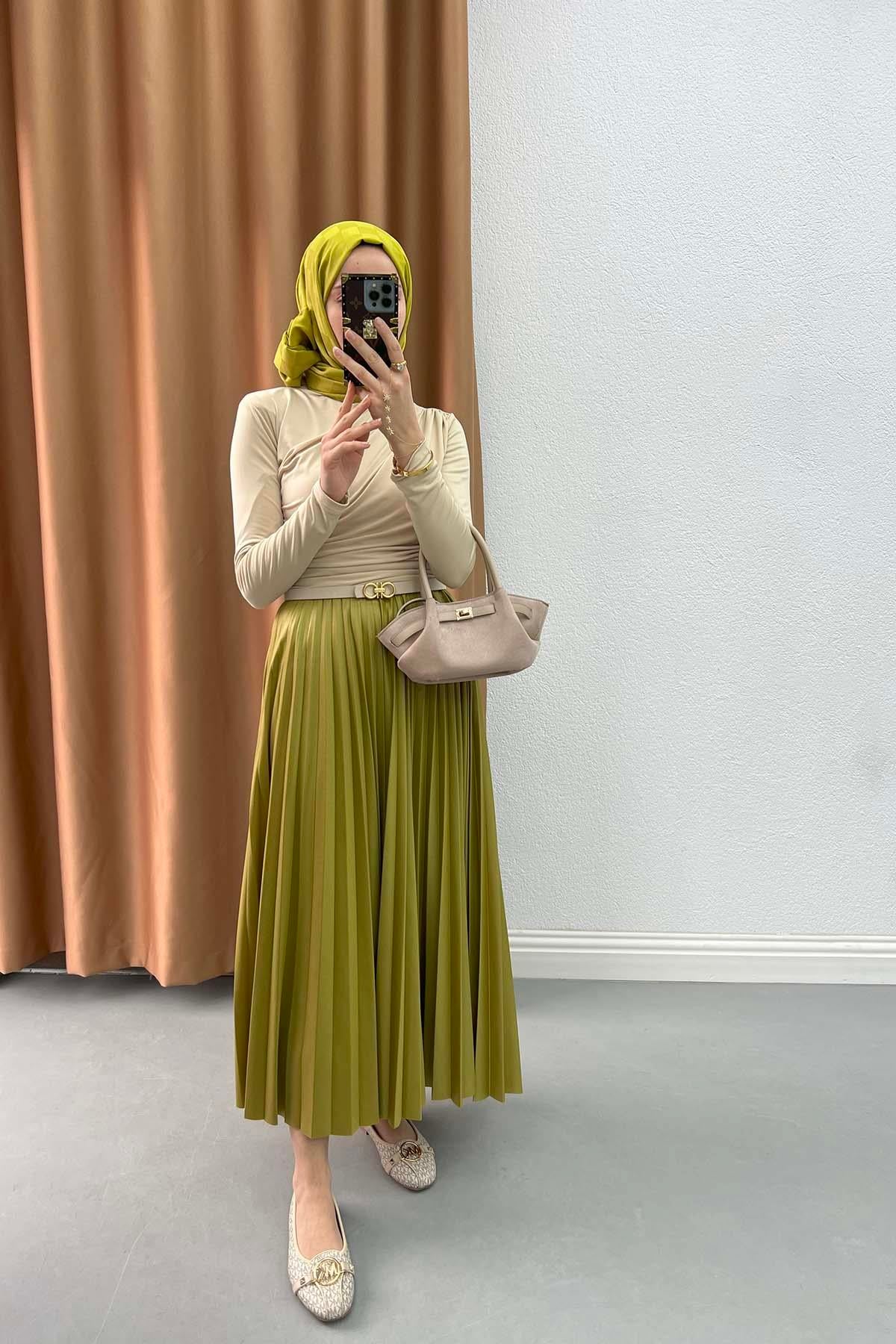 Büzgü Detaylı Bluz Bej