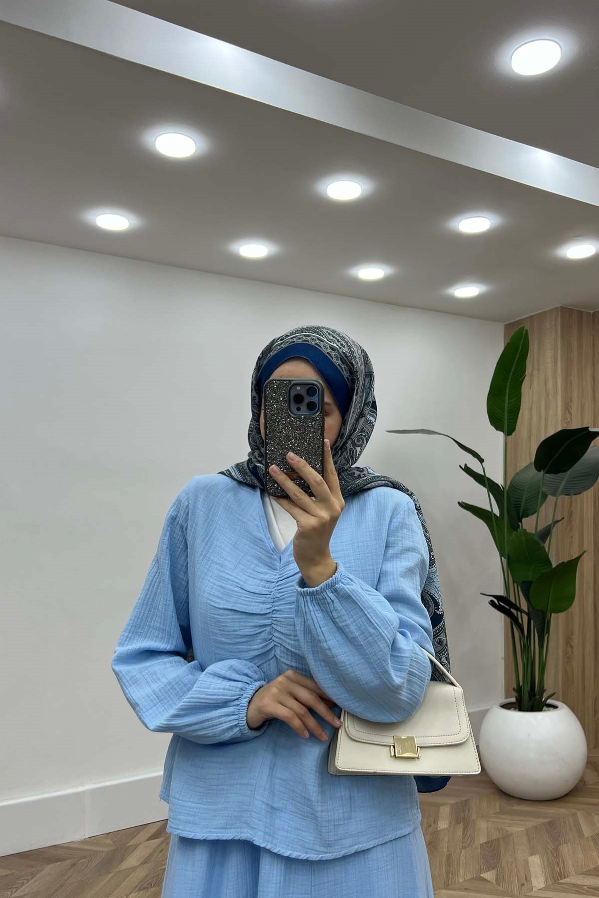 Büzgü Detaylı V Yaka İkili Takım Bebe Mavi