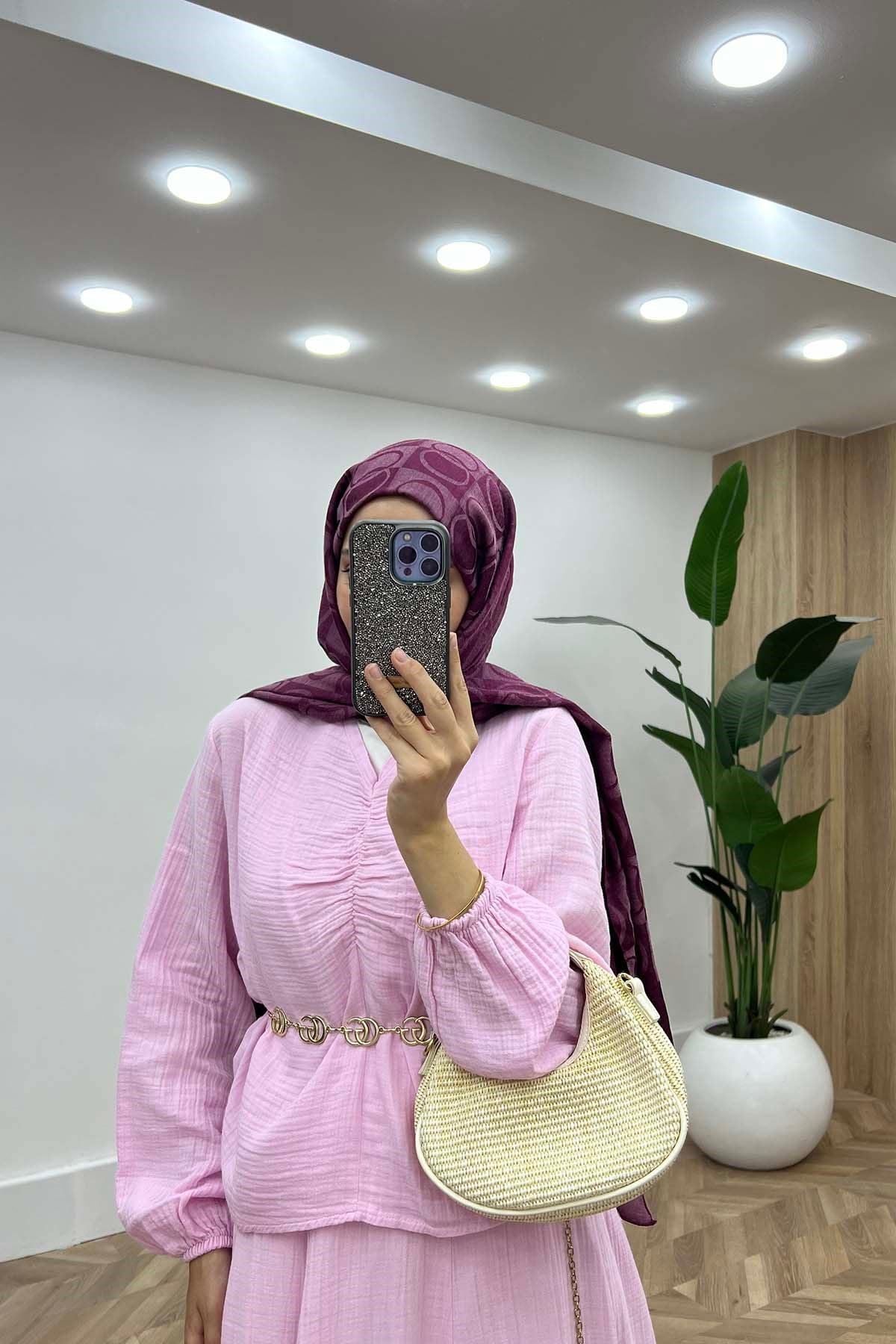 Büzgü Detaylı V Yaka İkili Takım Pembe