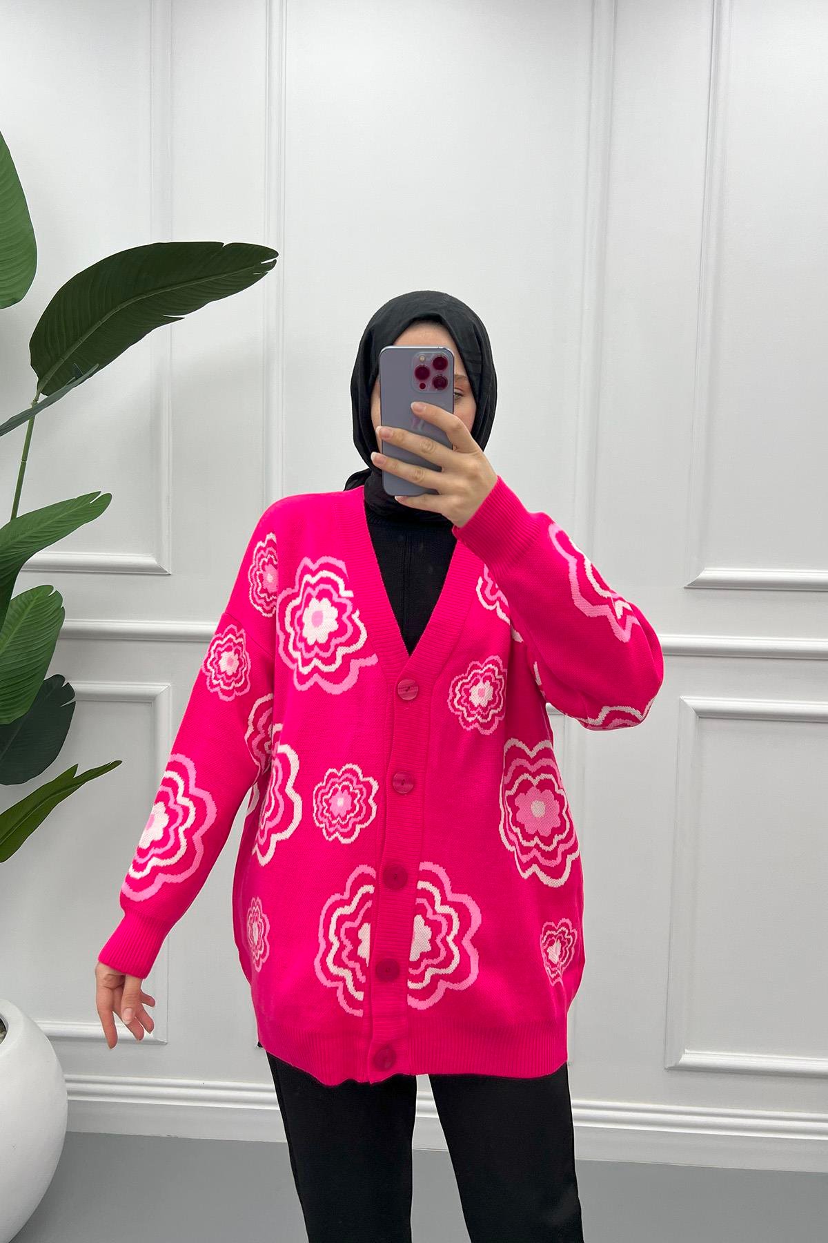 Çiçek Desenli Triko Hırka Pembe