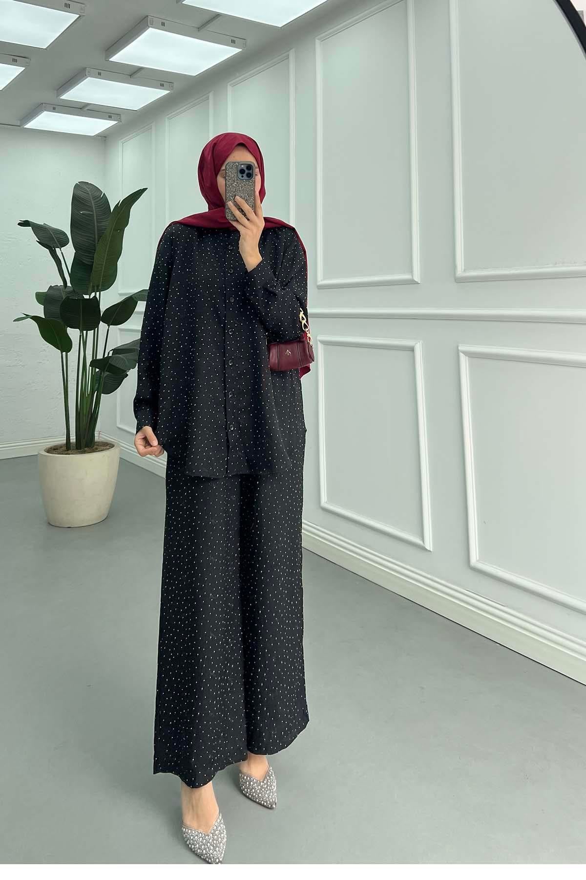 Çiçek Nakışlı Yıldız Işıltısı Takım Siyah