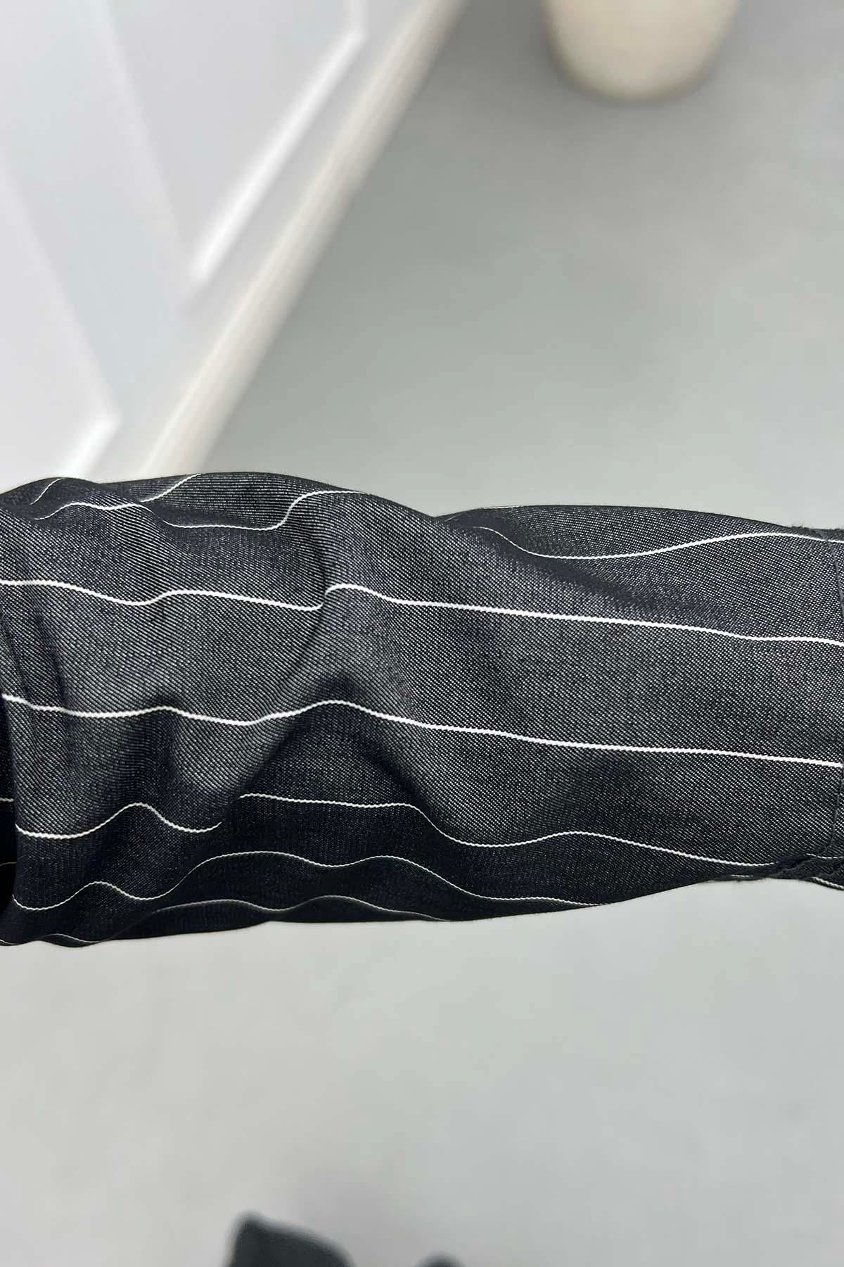 Çıtçıtlı Pinstripe Desen Tensel Kot Takım Siyah