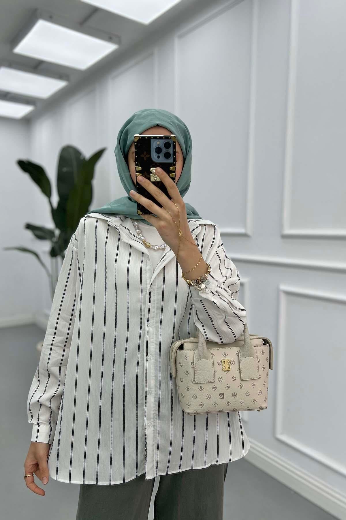 Çizgili Oversize Gömlek Beyaz