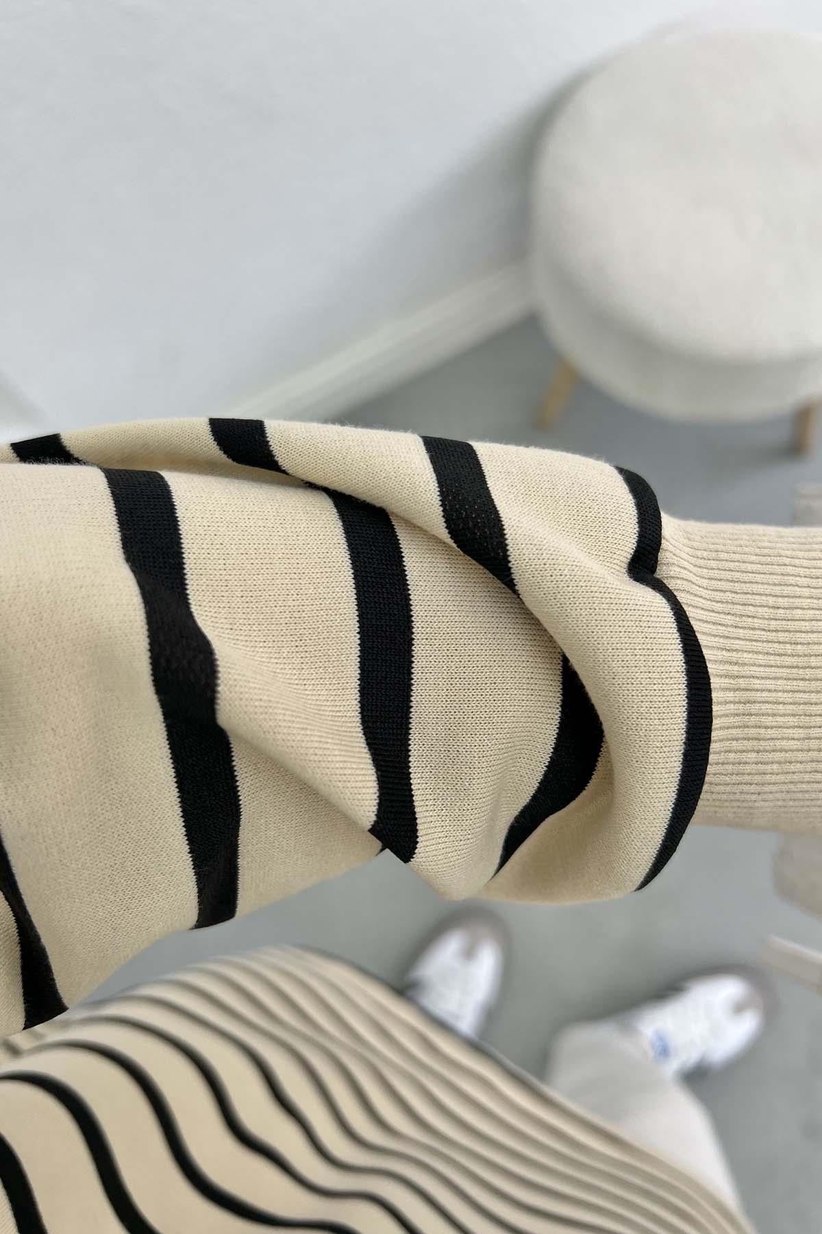Çizgili Sweatshirt Siyah