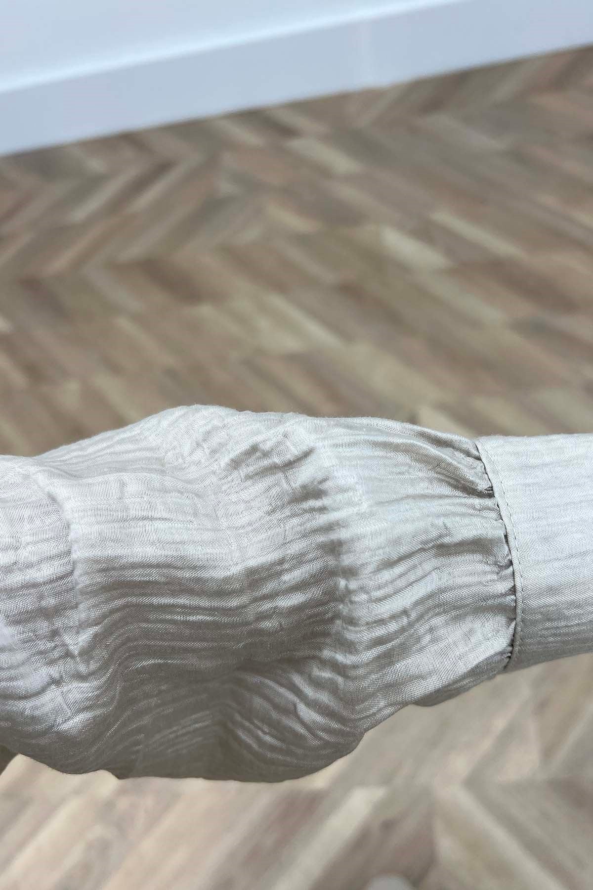 Çoklu Düğmeli Önden Bağlama Detaylı Takım Krem