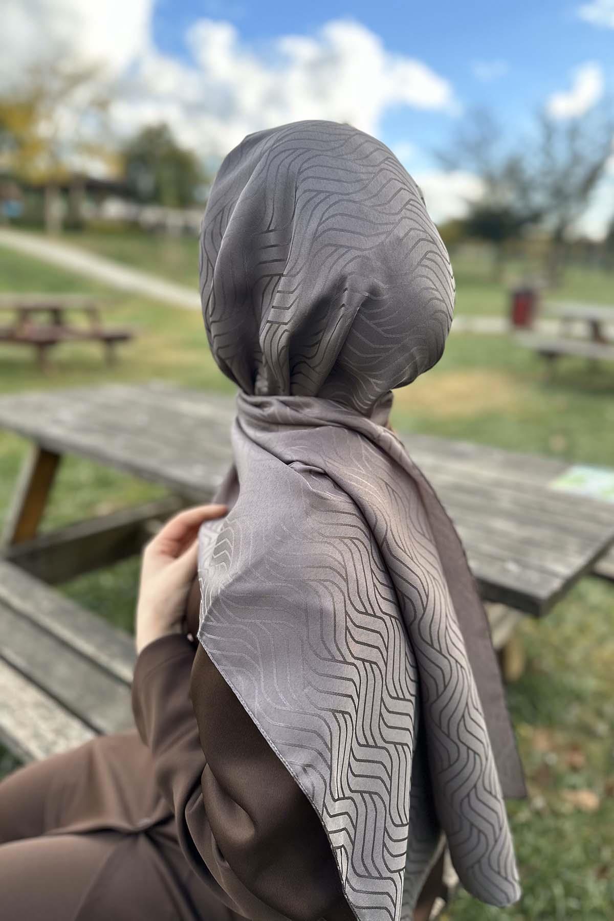 Dalga Desenli Şal Vizon