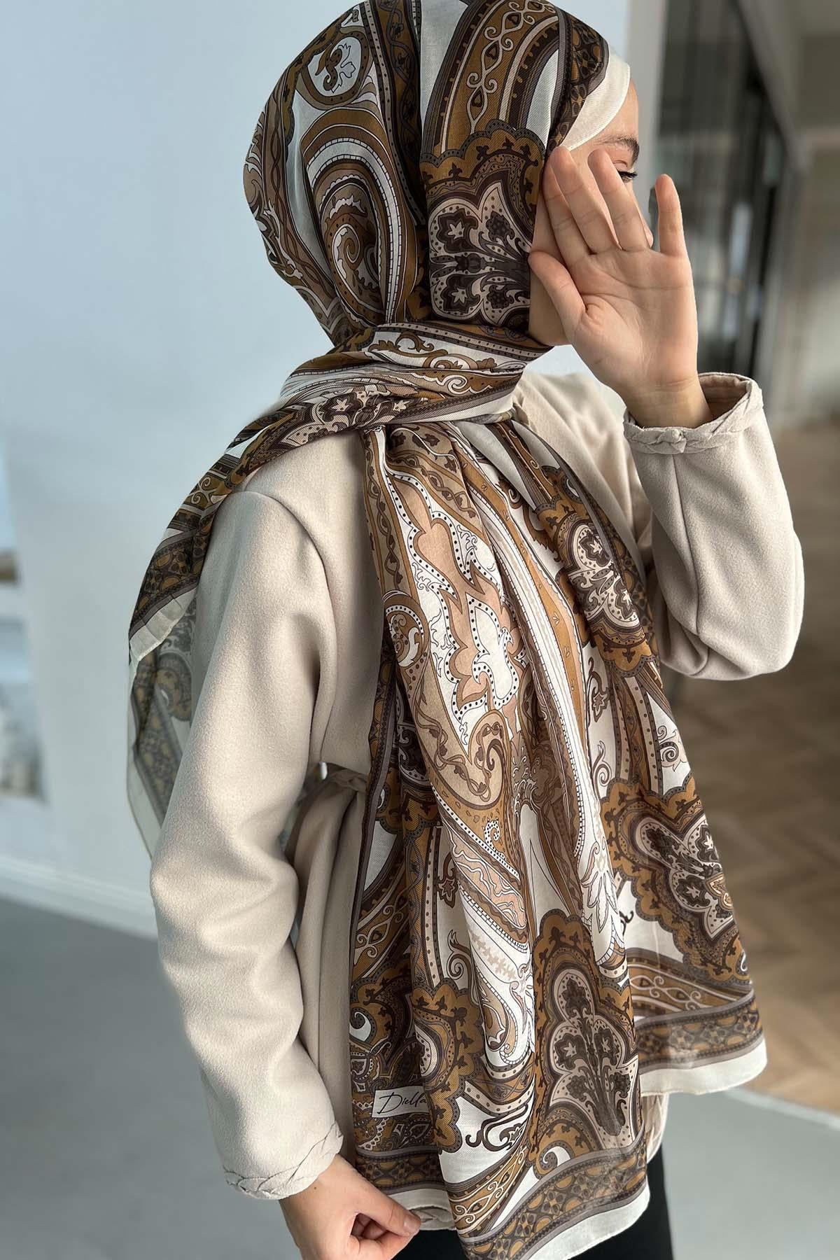 Desenli Etro Şal Kahve