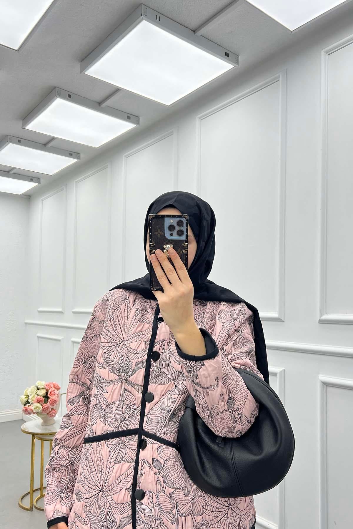 Desenli Kapitone Ceket Pudra