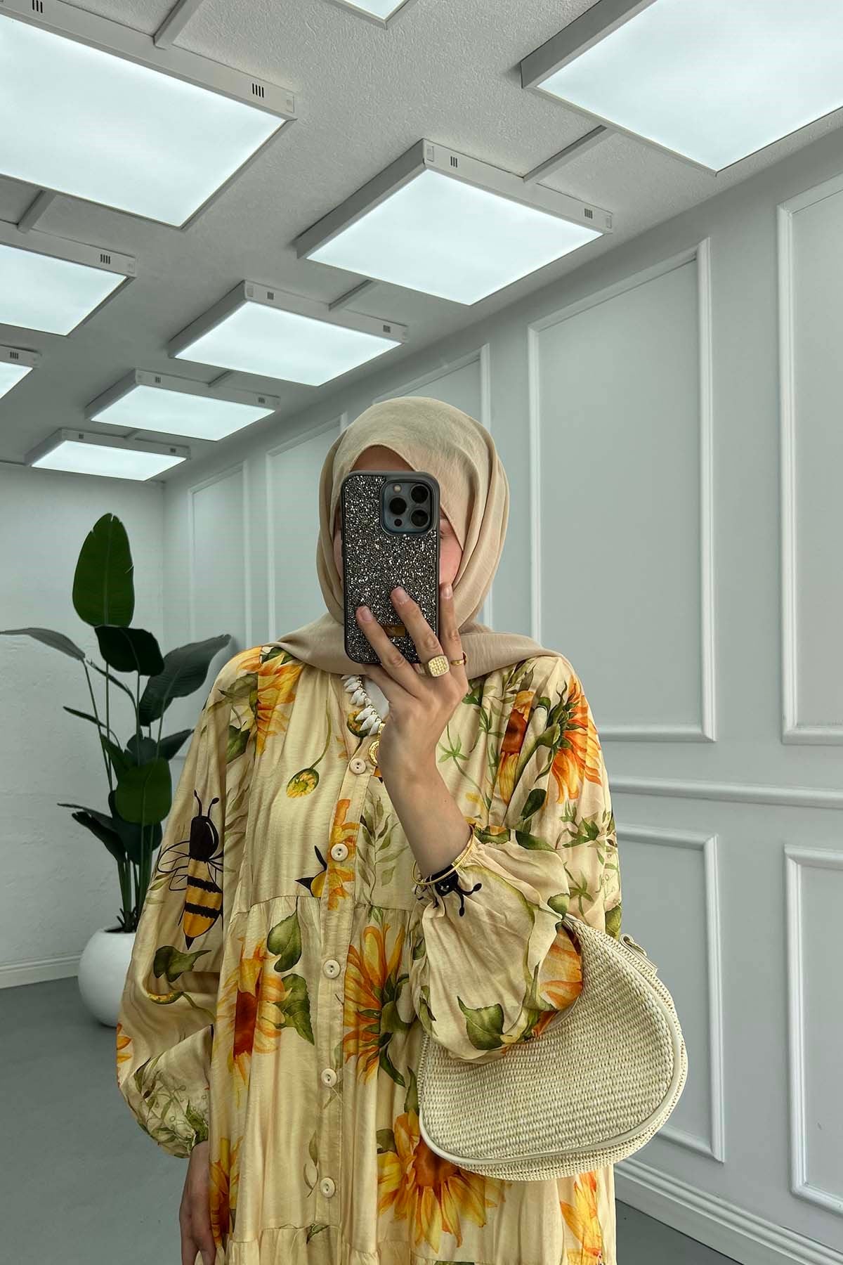 Desenli Mango Elbise Yağ Sarısı