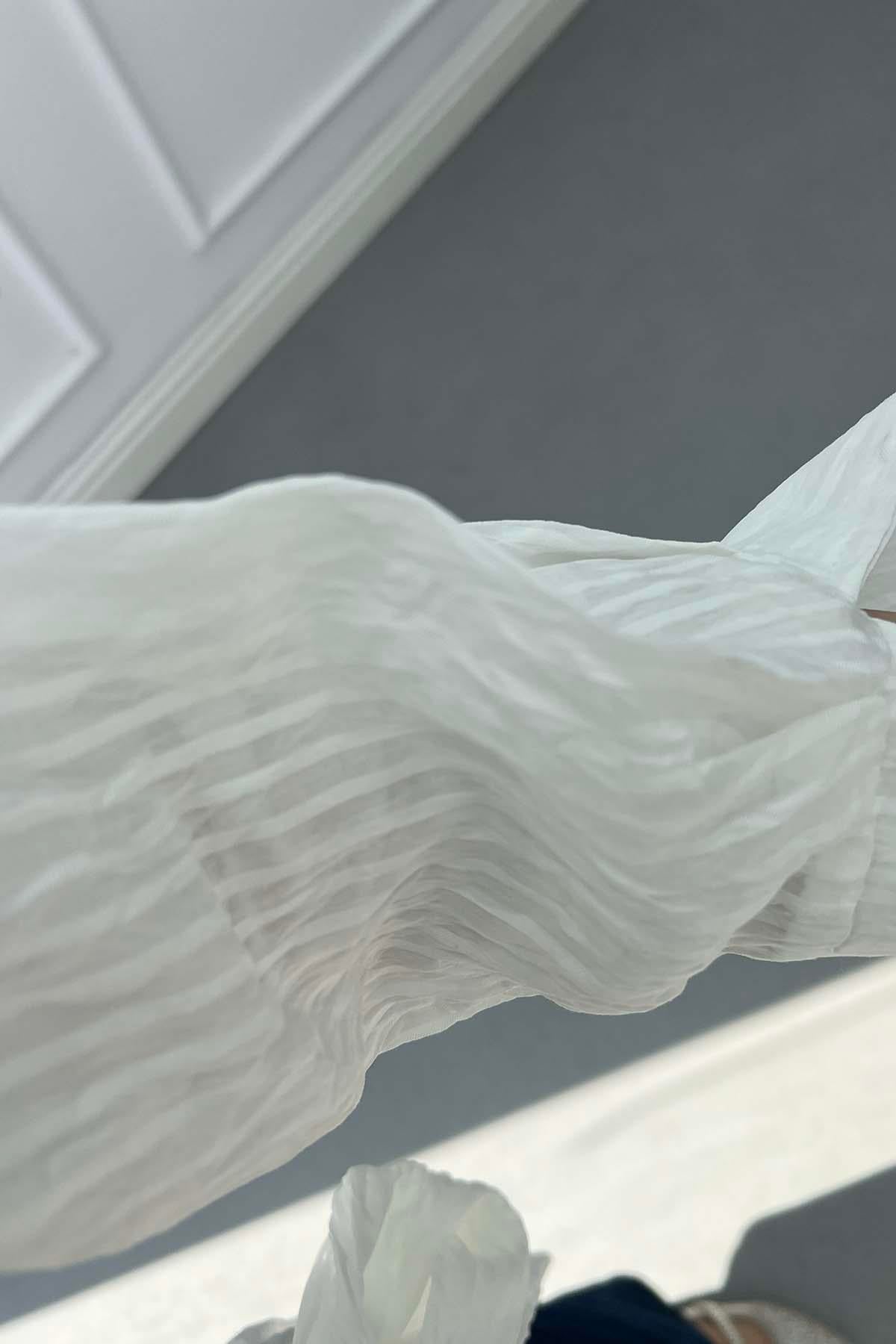 Dik Çizgili Krinkıl Dokulu Bağlamalı  Kimono Beyaz