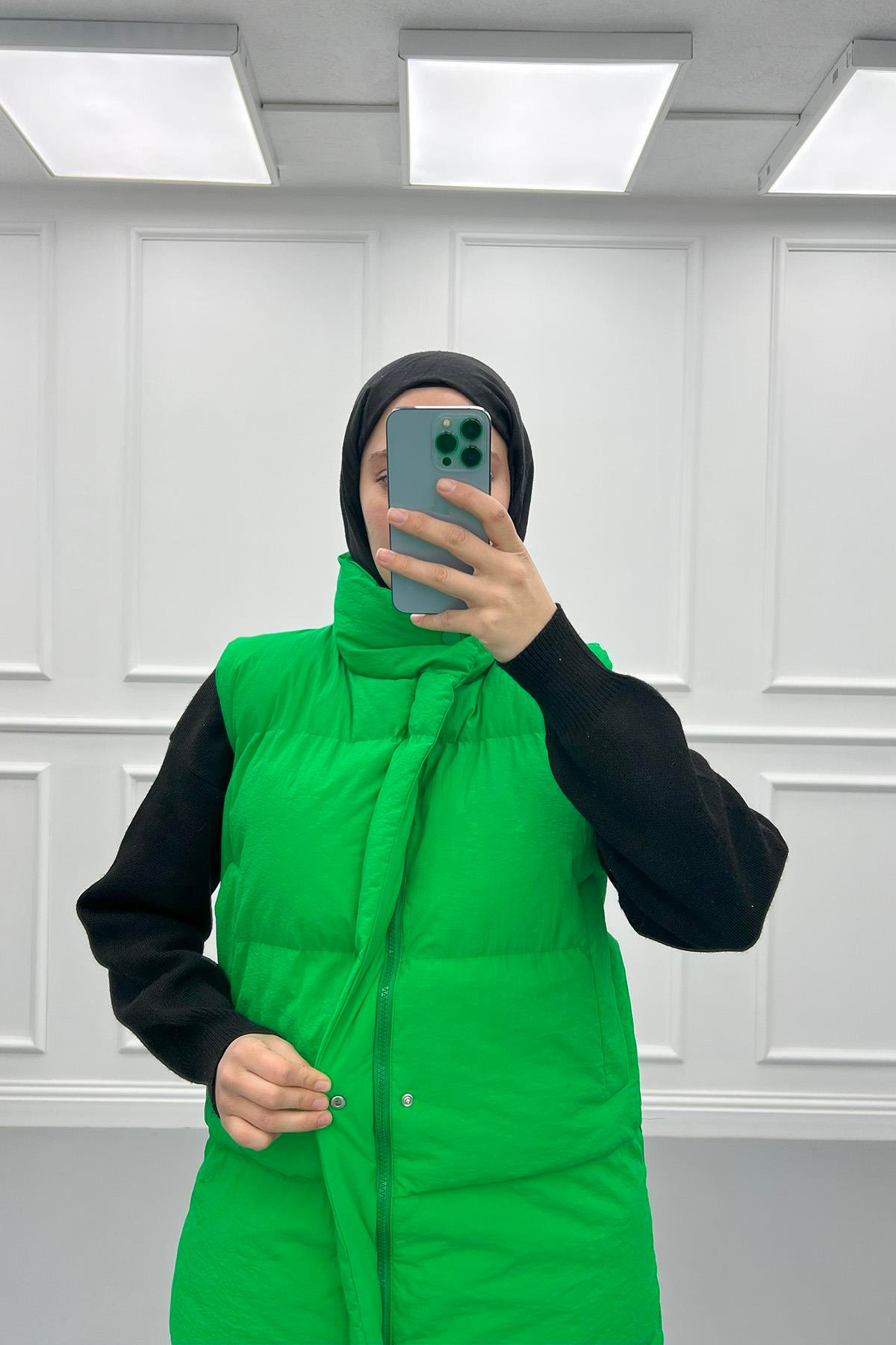 Dik Yaka Şişme Yelek Yeşil