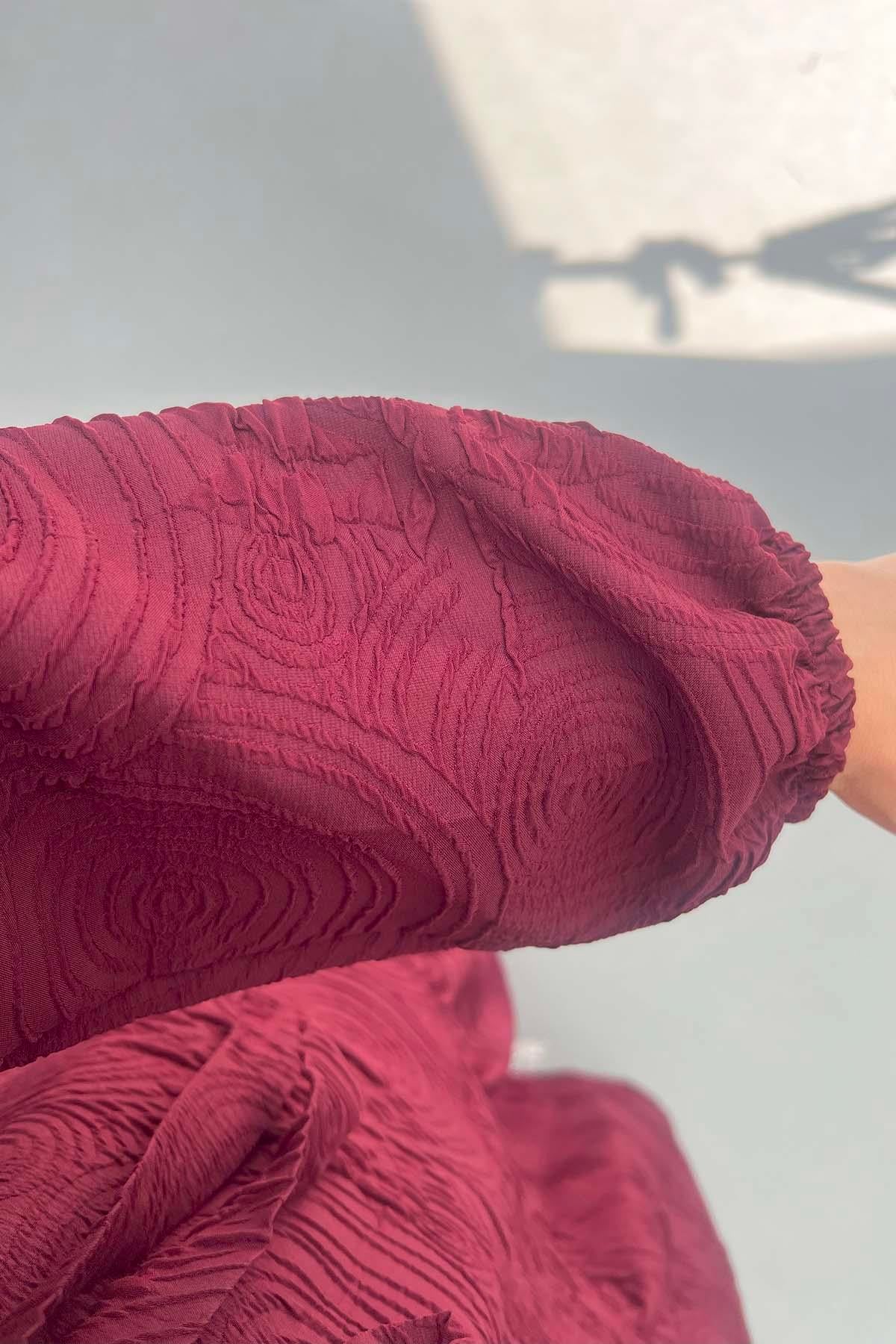 Dokulu Kumaş Düğme Detaytlı Elbise Bordo