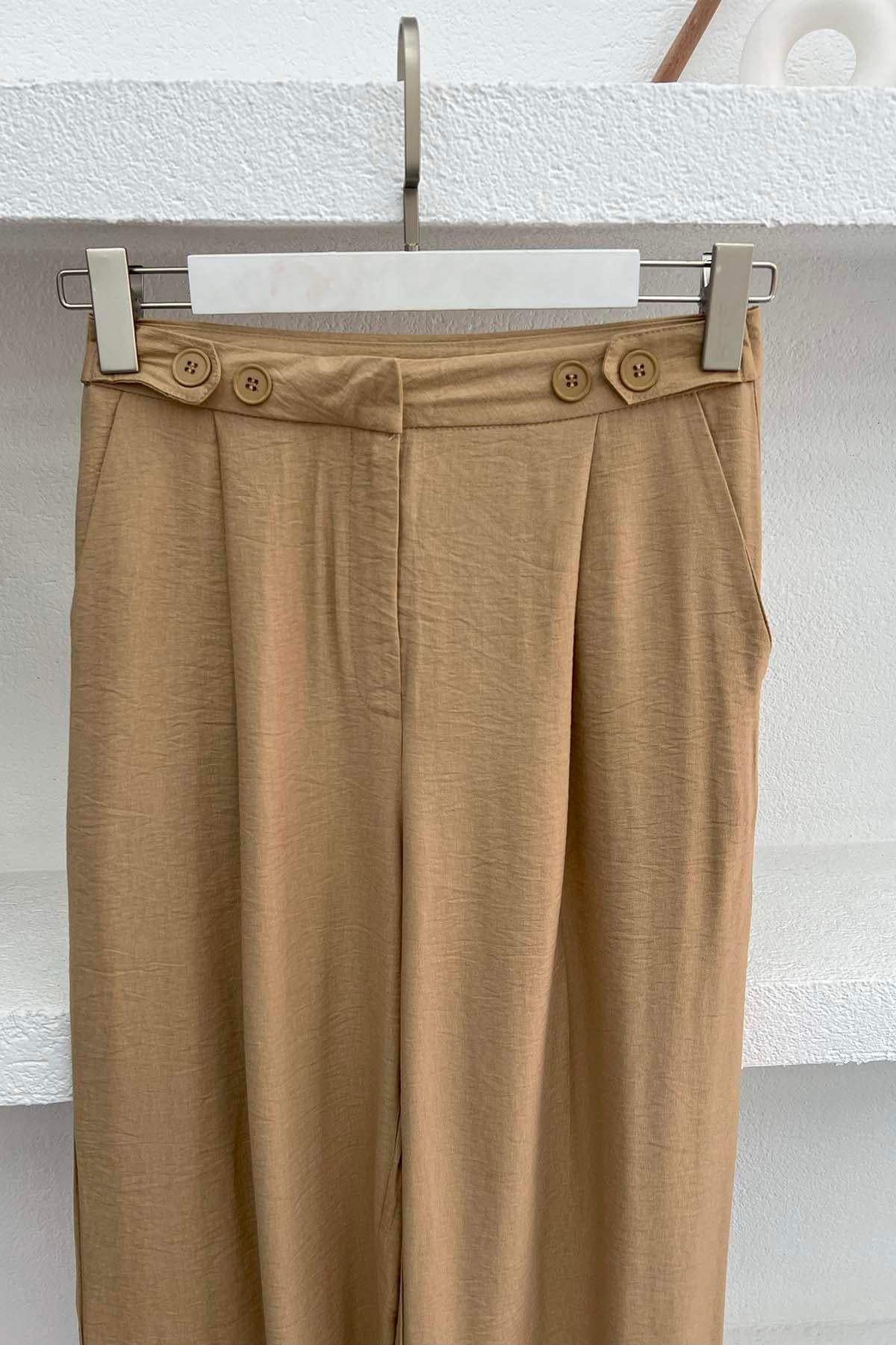 Düğme Detaylı Pensli Pantolon Camel