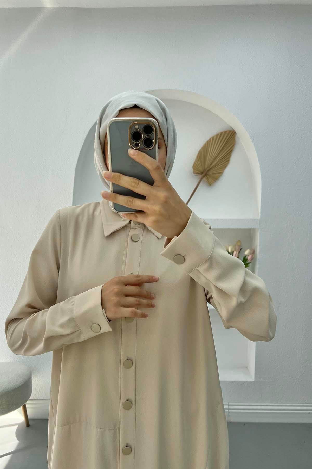 Düğmeli Desenli Elbise Bej
