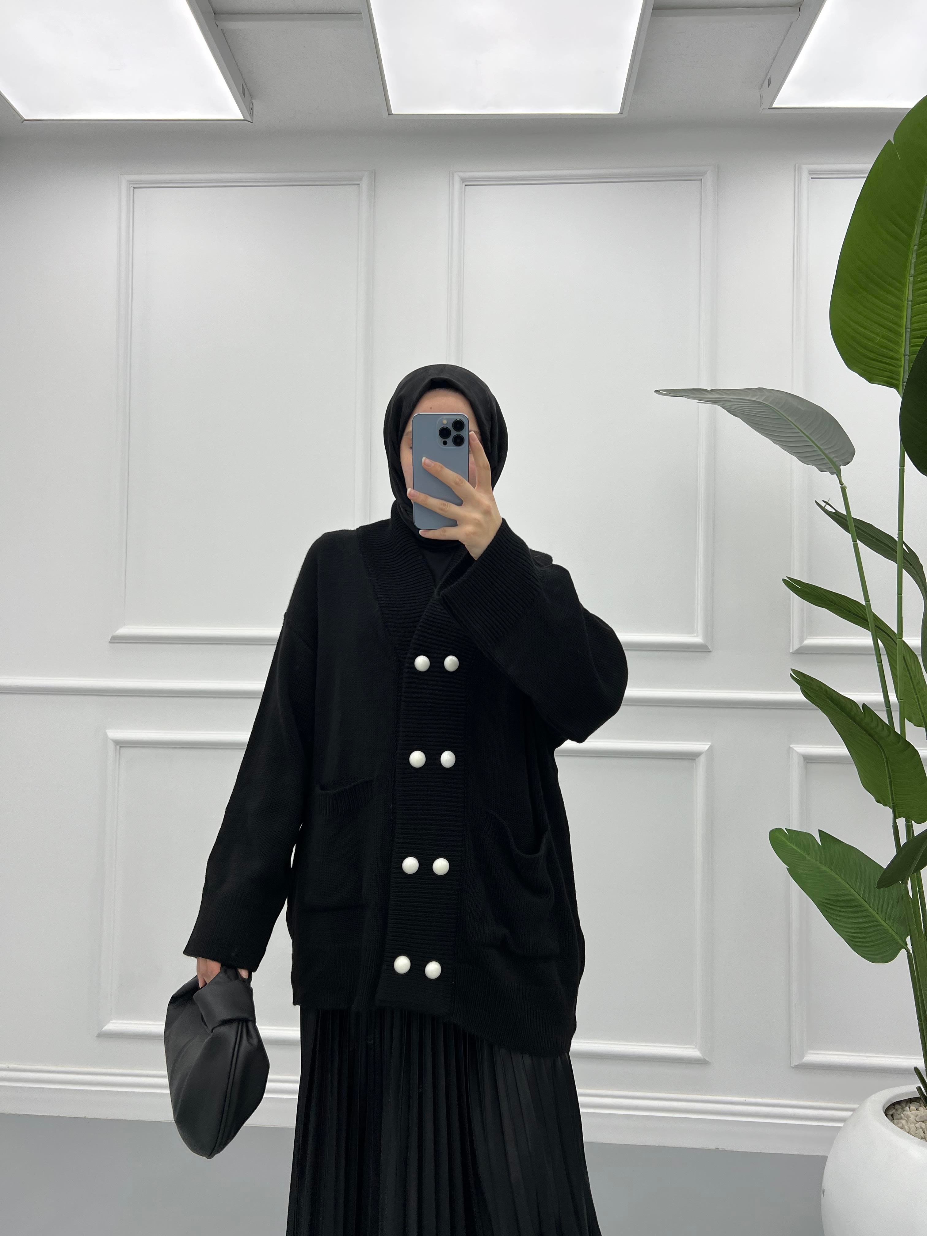 Düğmeli Triko Hırka Siyah