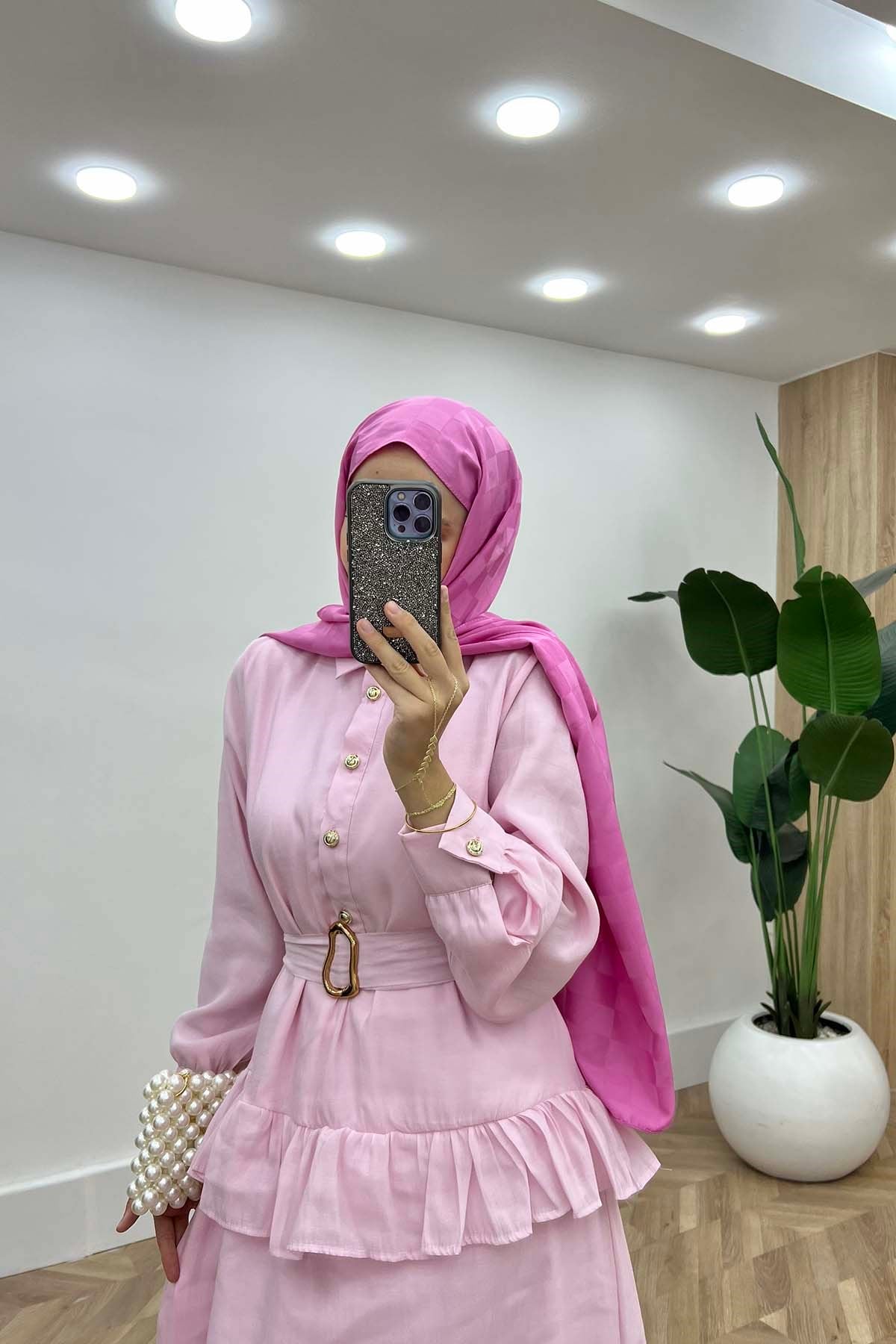 Estetik Katmanlı Gold Detaylı Elbise Pembe