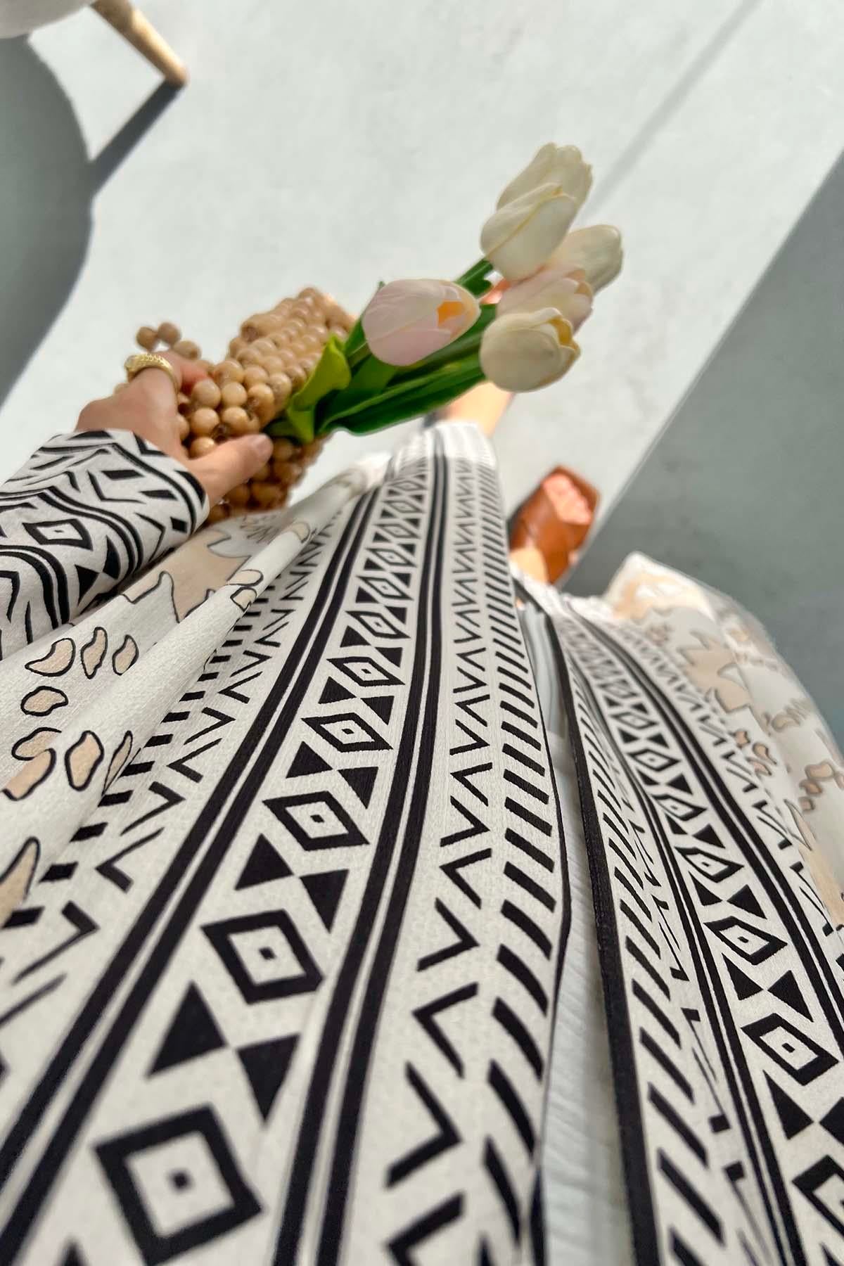 Etnik Desen Uzun Kimono Krem