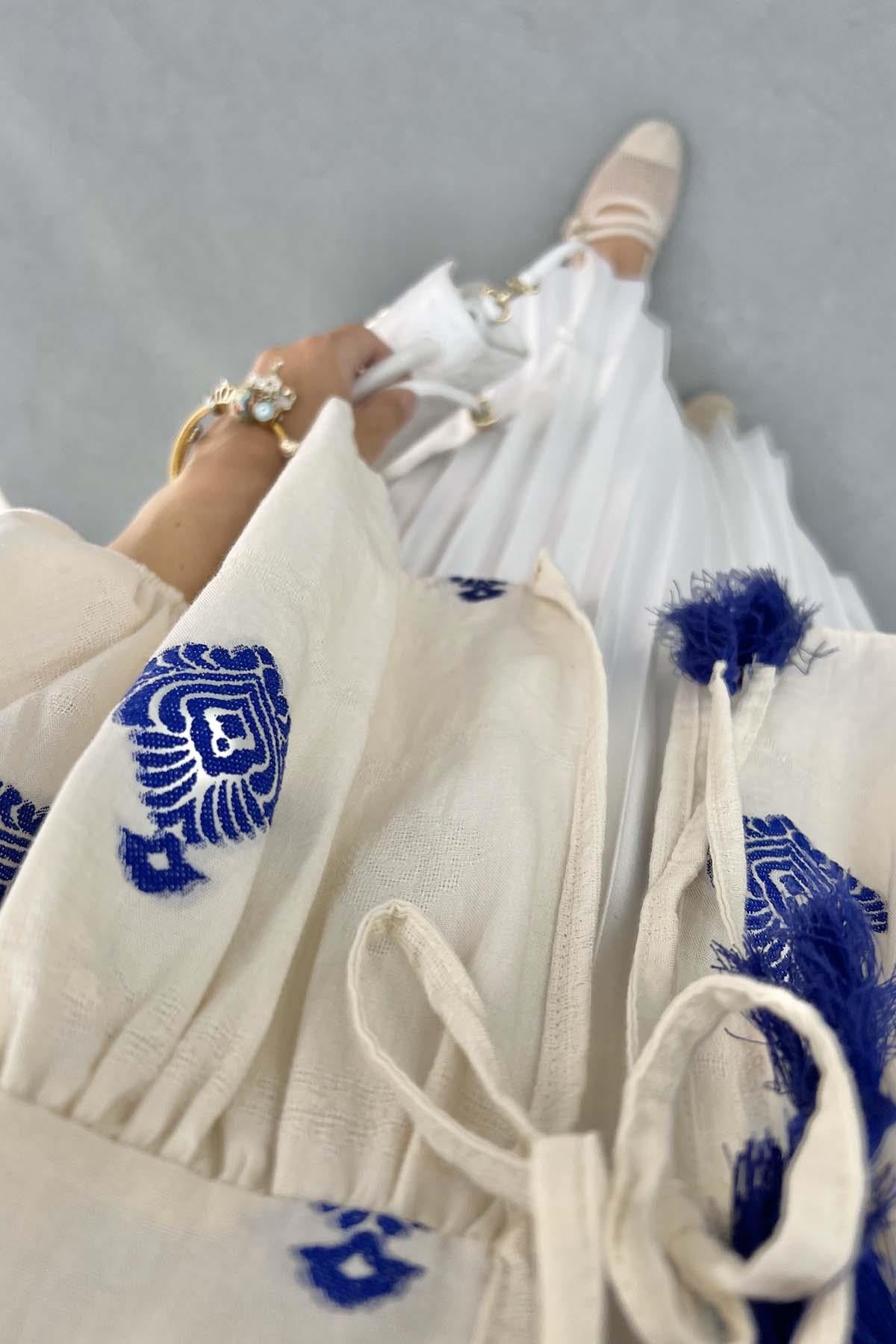 Etnik Desenli Bağlamalı Bluz Lacivert