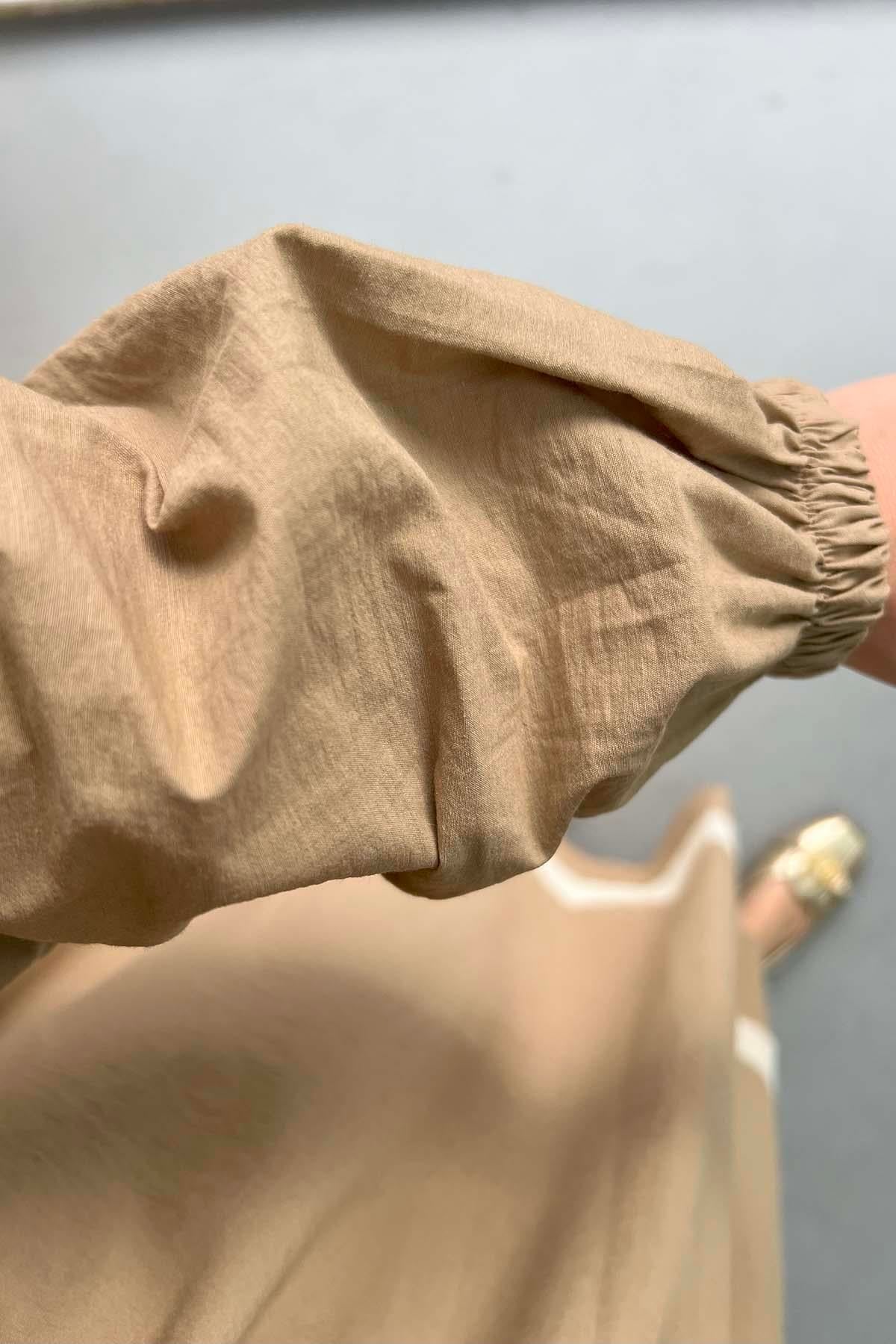 Fermuar Detaylı Kapüşonlu Elbise Camel
