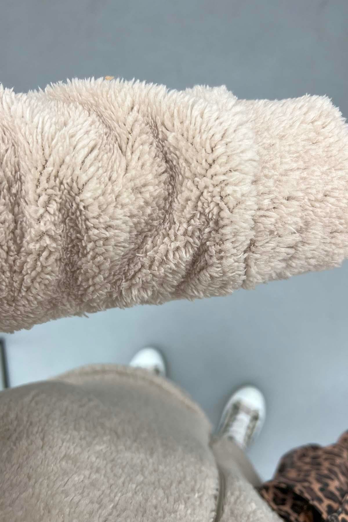 Fermuarlı Peluş Hırka Bej