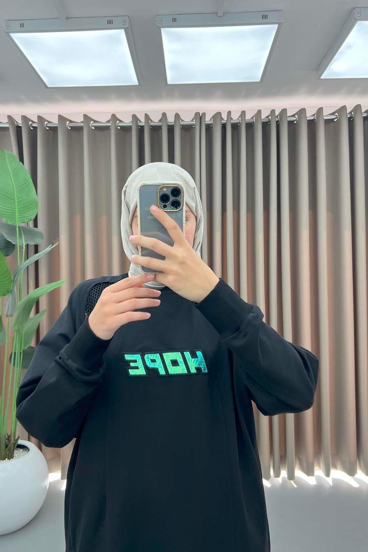 File Ve Hologram Detaylı Tunik Siyah