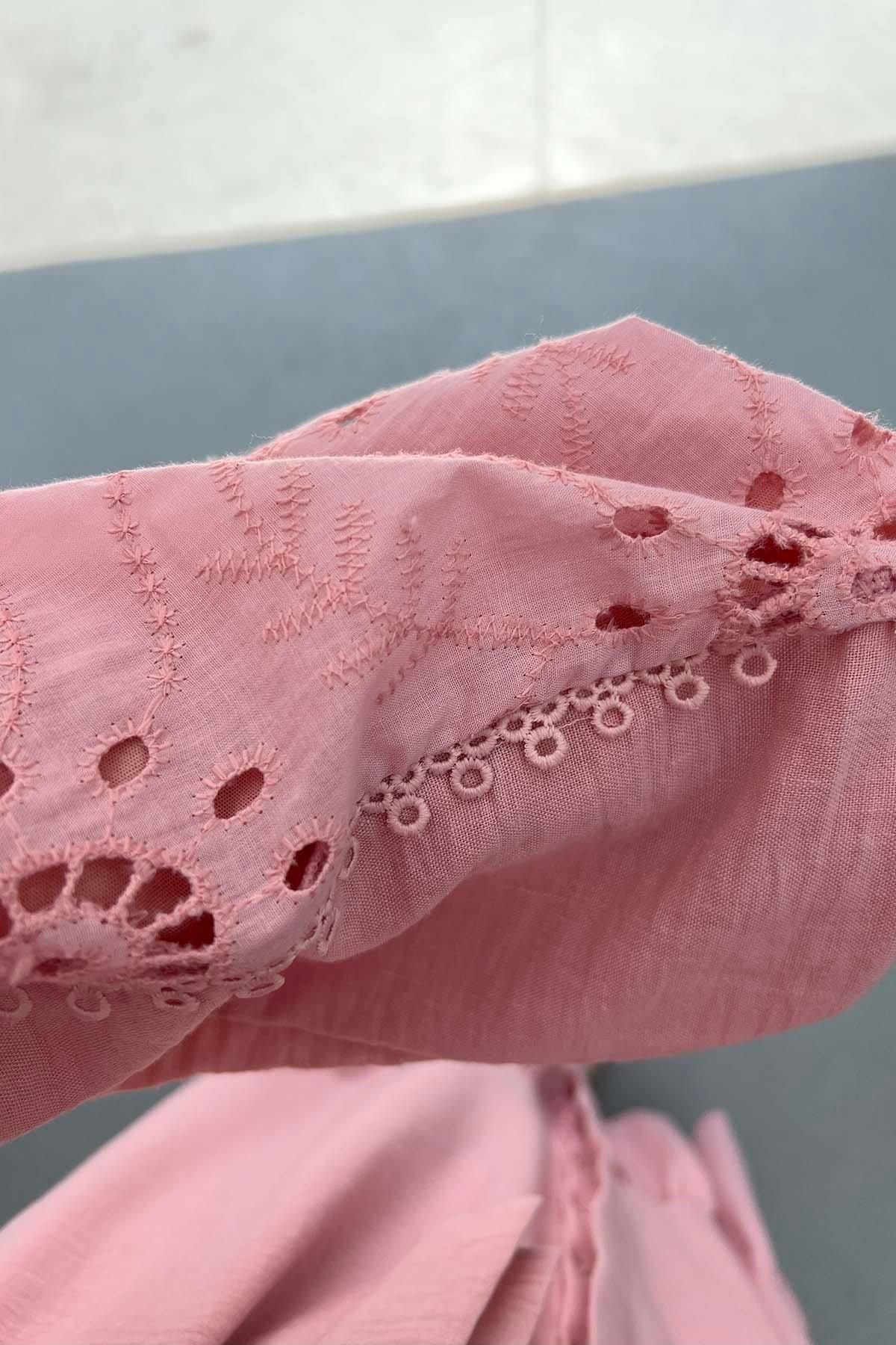Fisto Detaylı Kuşaklı Elbise Pembe