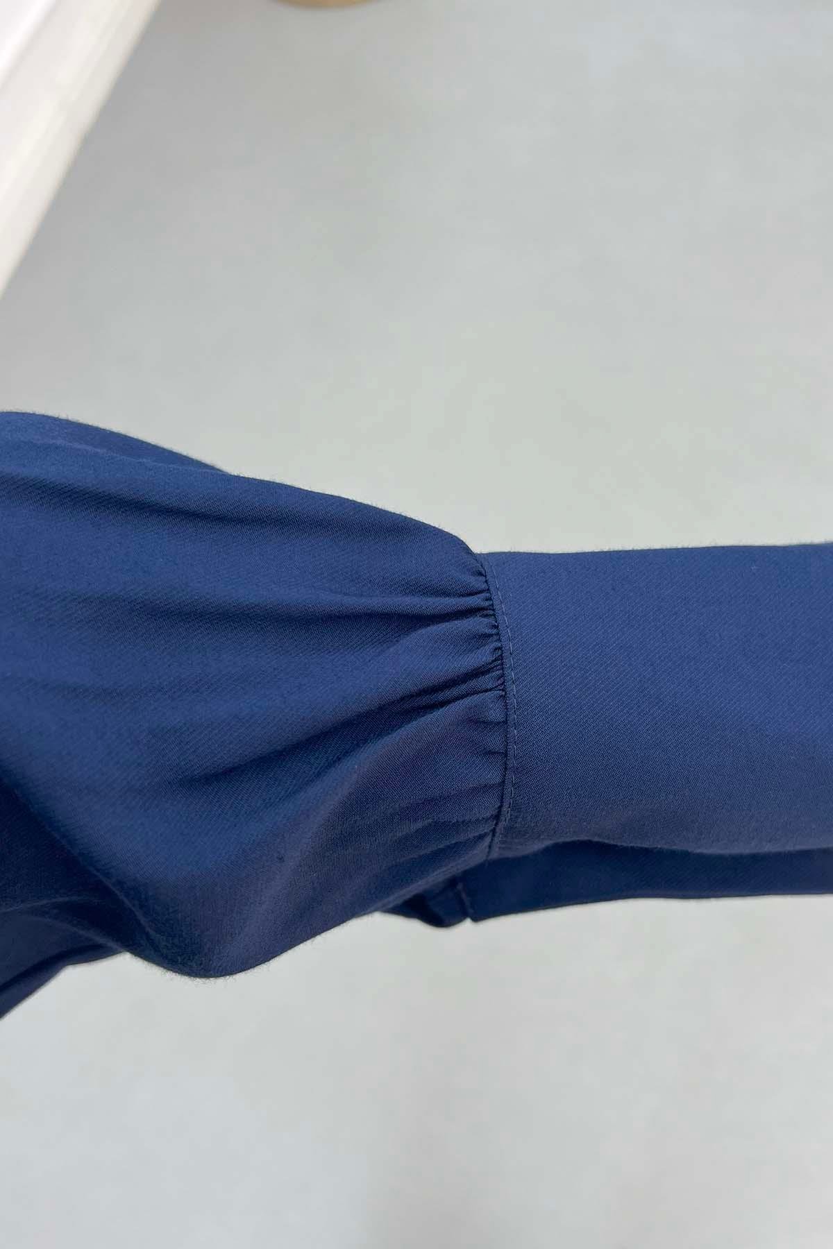 Fiyonk Detaylı Gabardin Gömlek Lacivert