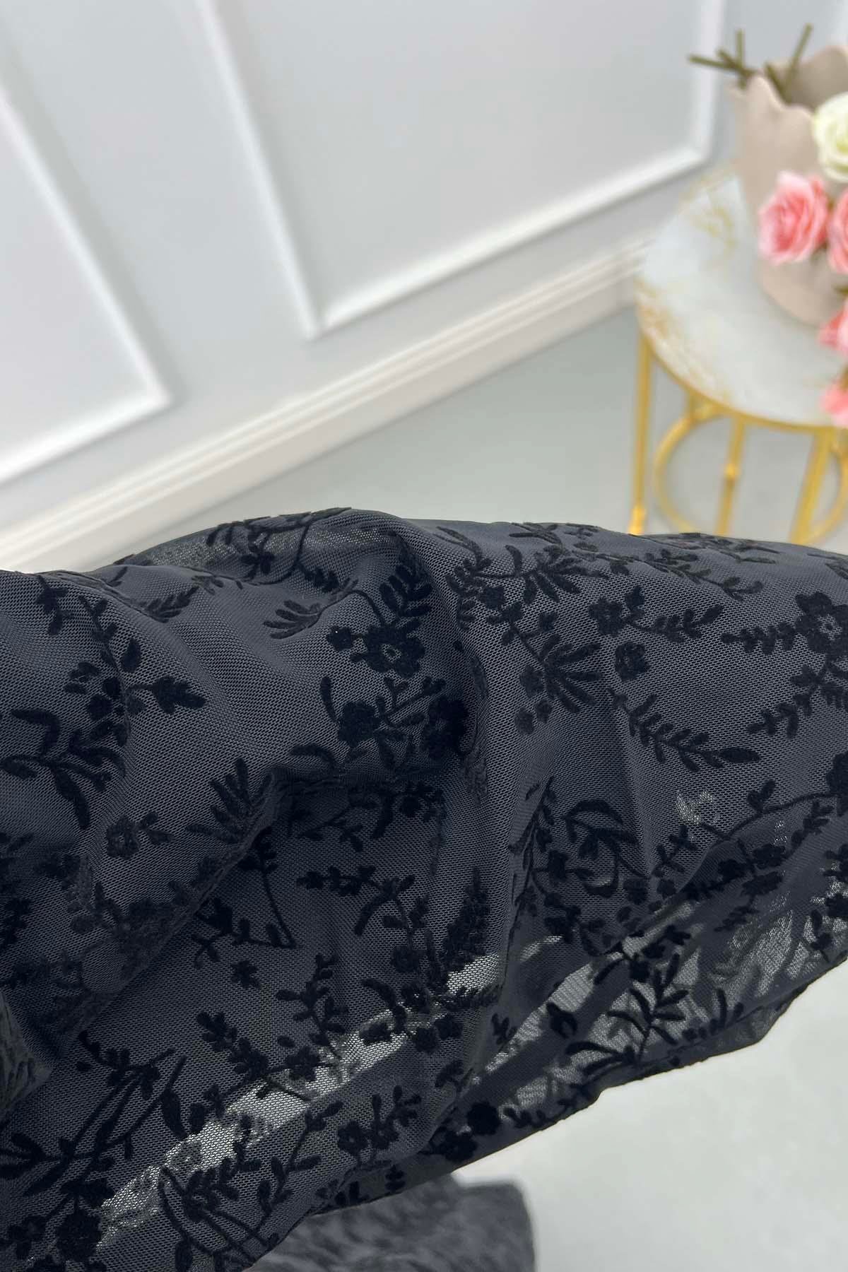 Floral Nakışlı İçlikli Tül Elbise Siyah