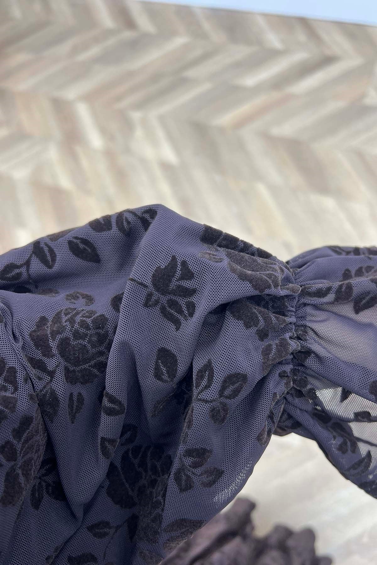 Floral Nakışlı Victoria Katlı Elbise Kahve