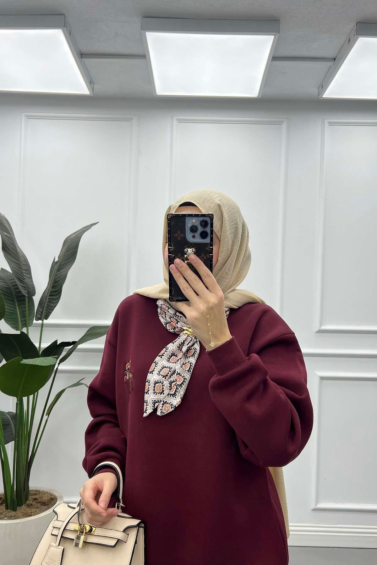 Fularlı Bambi Figürlü Üç İplik Sweat Bordo