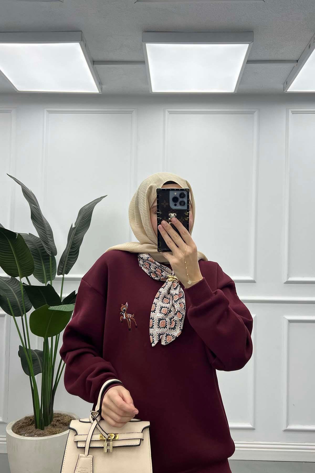 Fularlı Bambi Figürlü Üç İplik Sweat Bordo