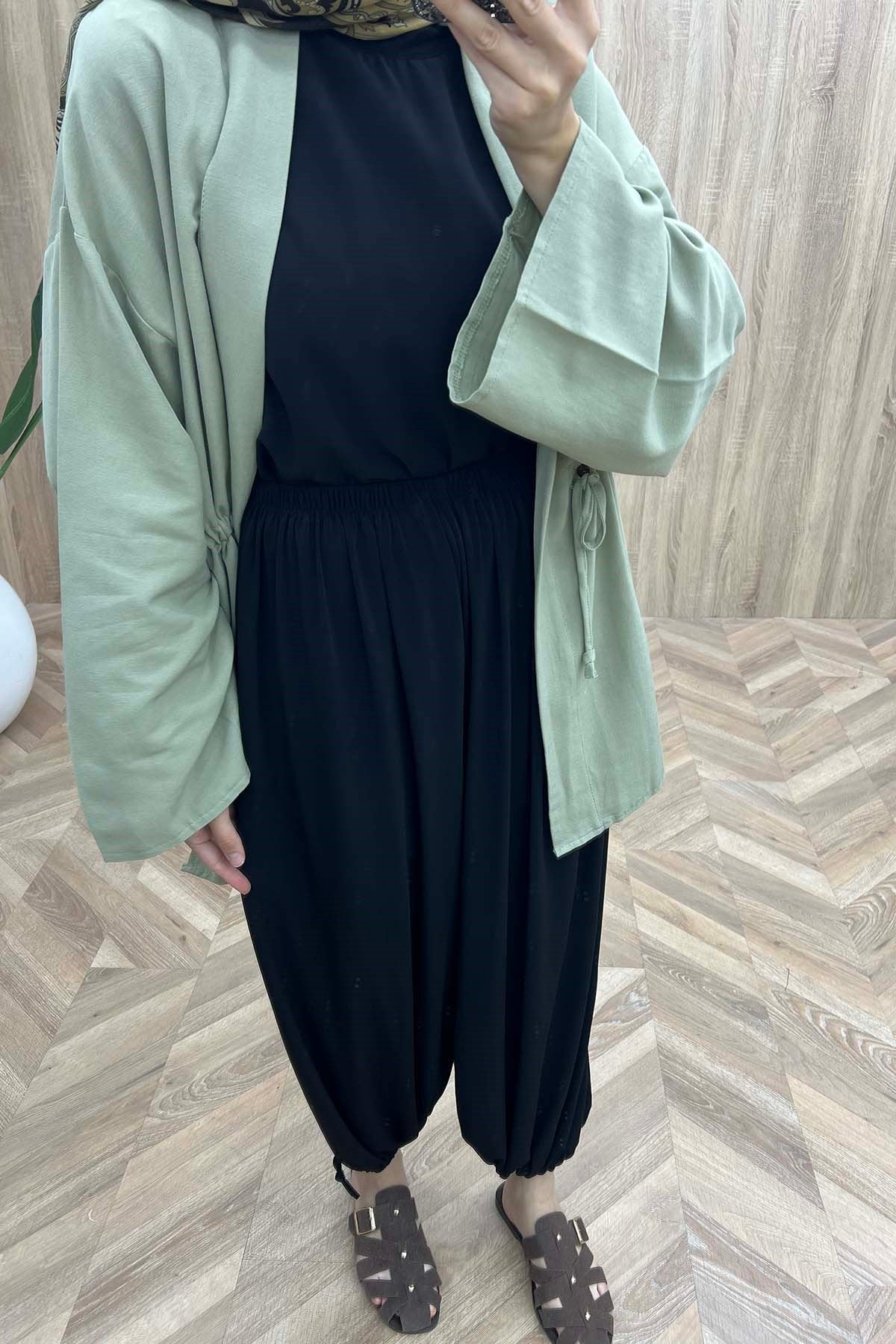 Geleneksel Silüet Akışkan Şalvar Pantalon Siyah