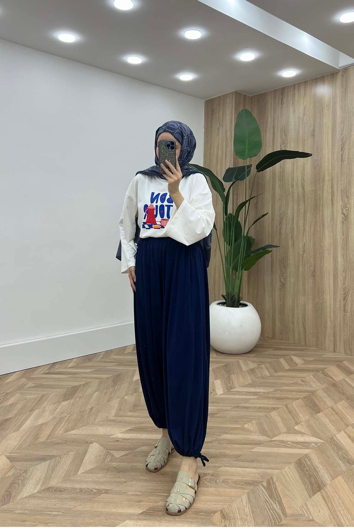 Geleneksel Silüet Akışkan Şalvar Pantalon Lacivert