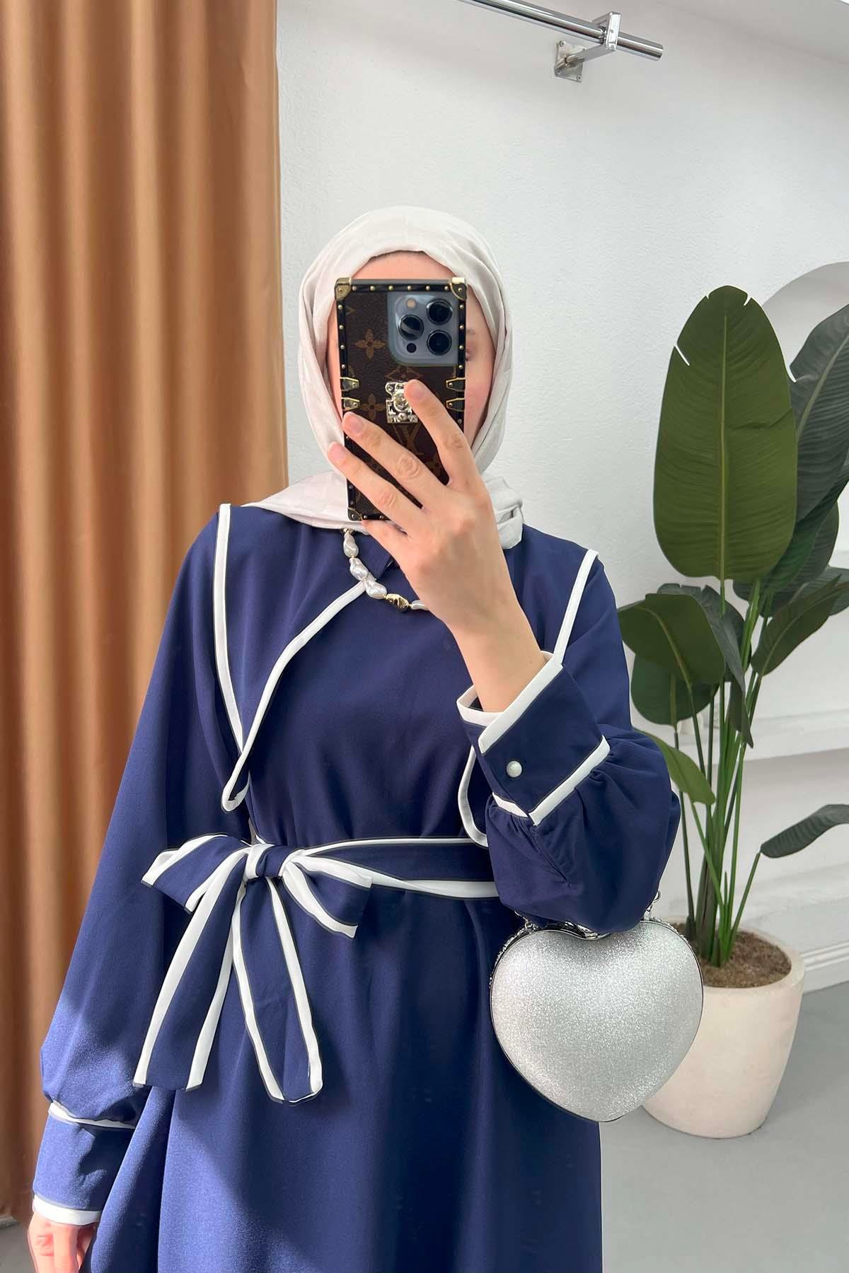 Geniş Yaka Elbise Lacivert