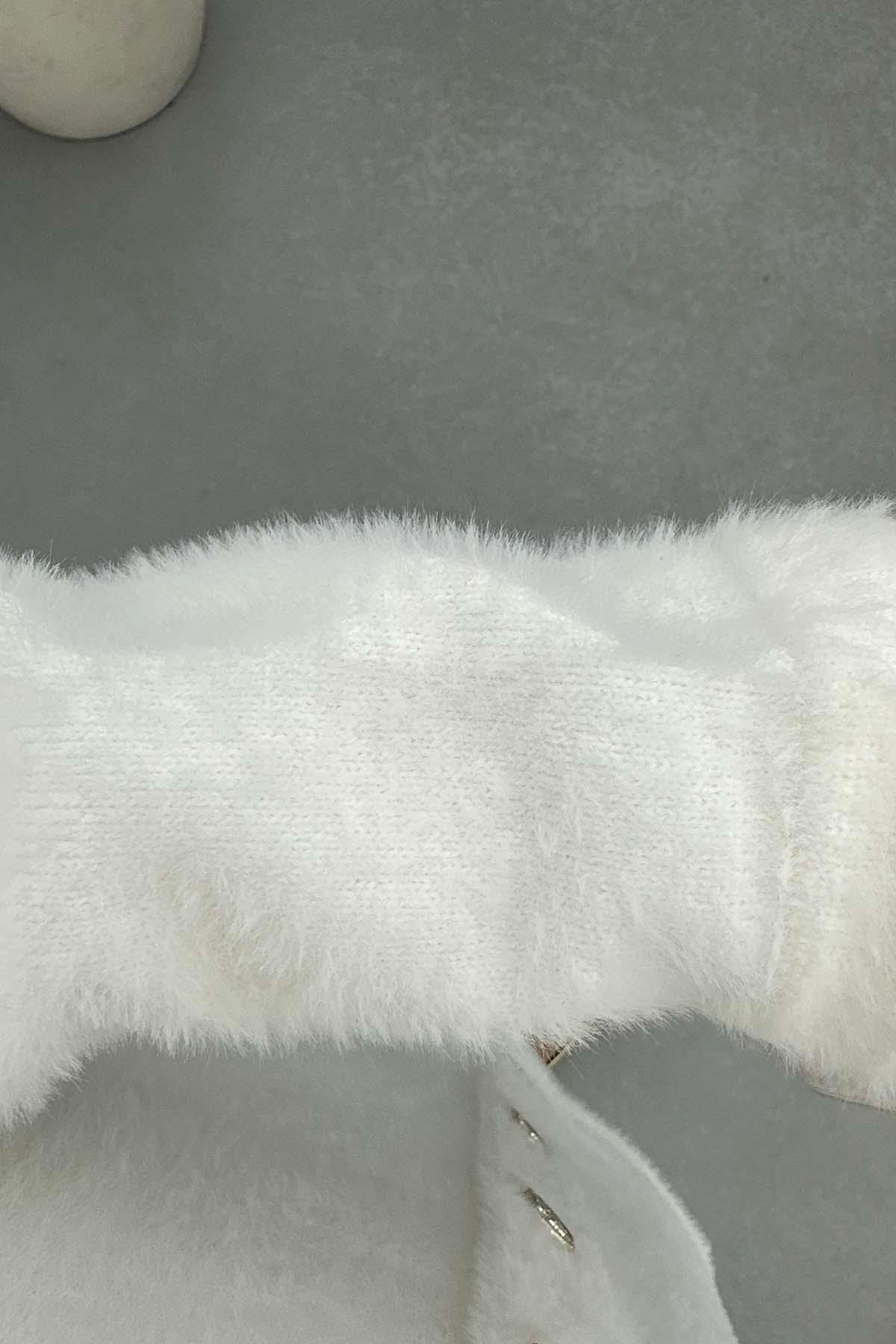 Gold Düğme Angora Hırka Beyaz
