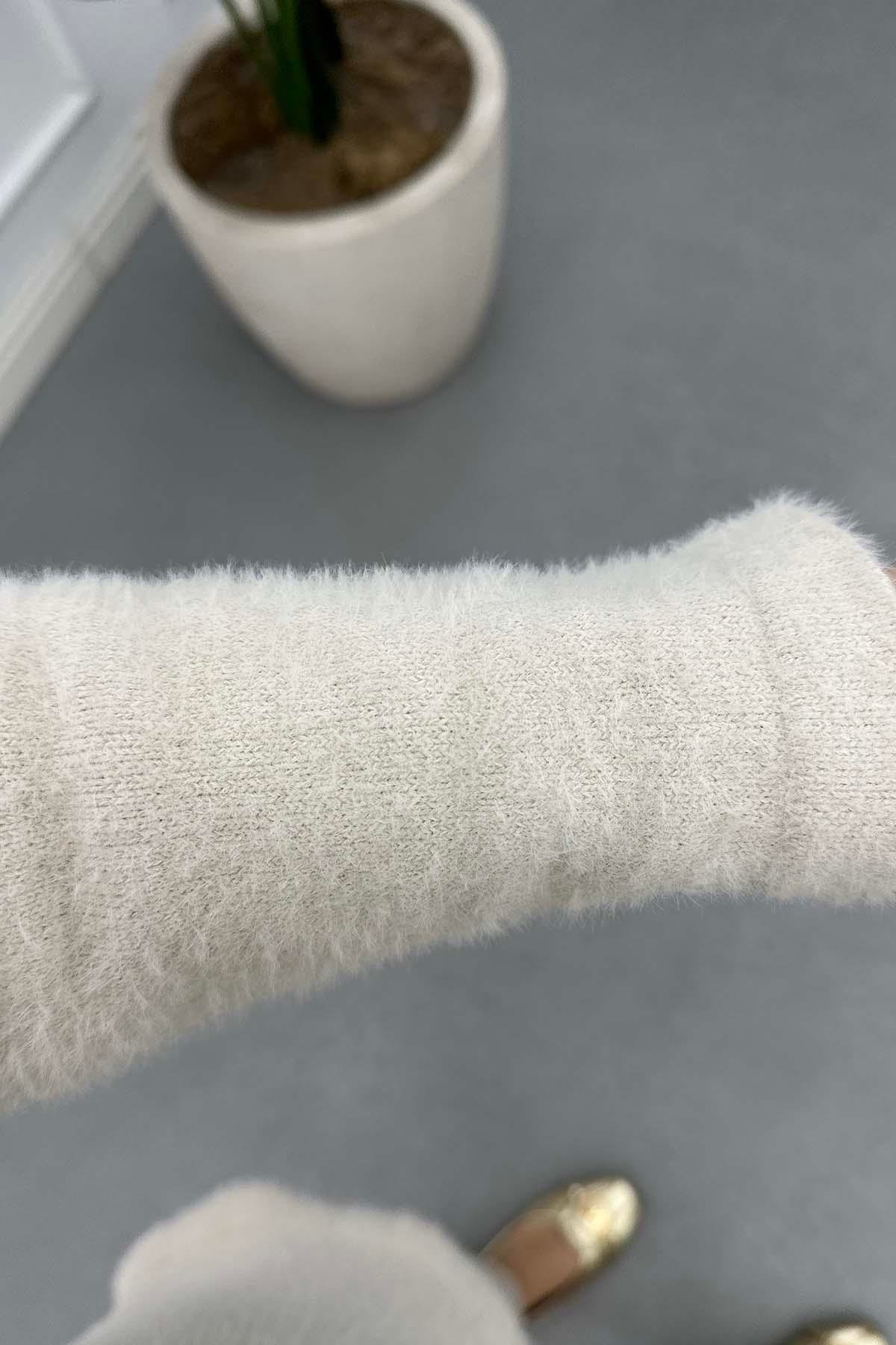 Gold Düğme Angora Hırka Taş
