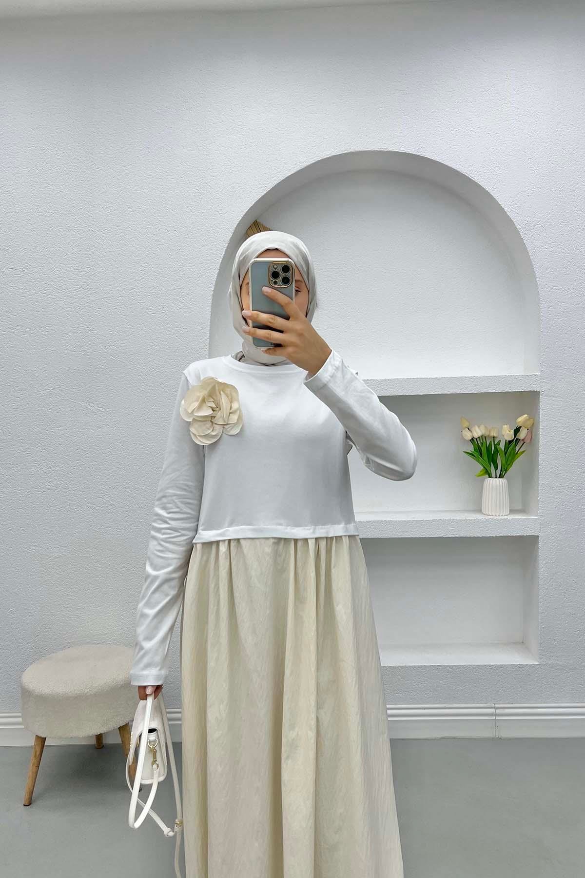 Gül Broşlu Elbise Krem