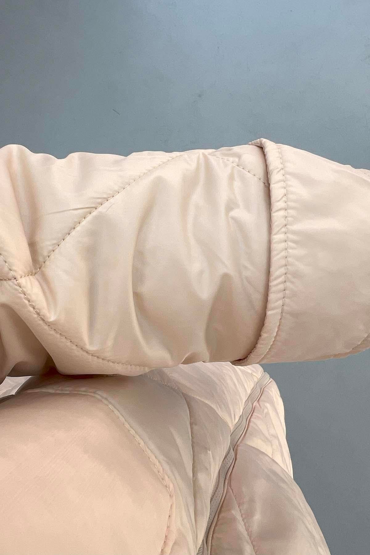 Kapitone Oversize Mont Bej