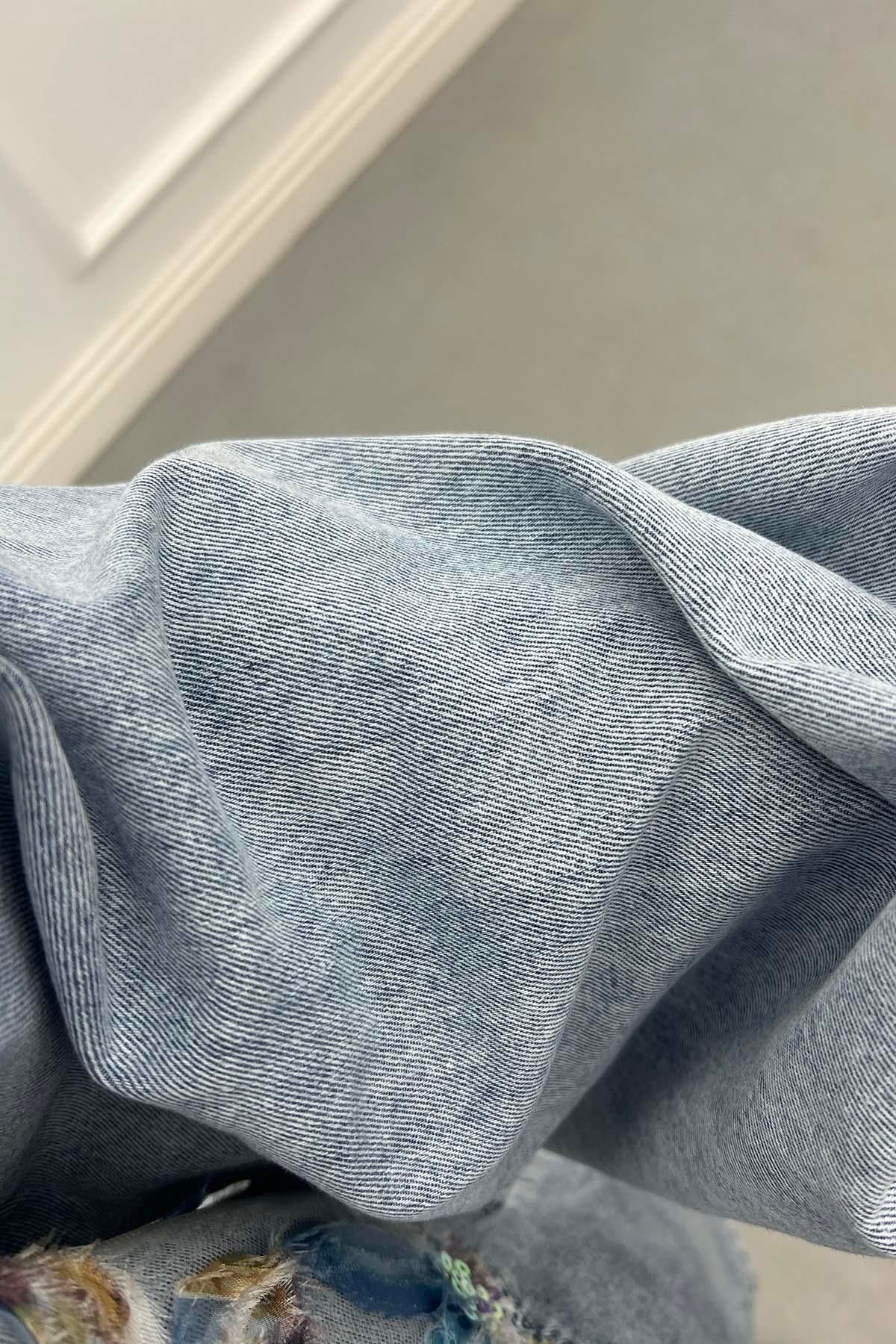 Kapüşonlu Tül Çiçek Detaylı Kot Ceket Mavi