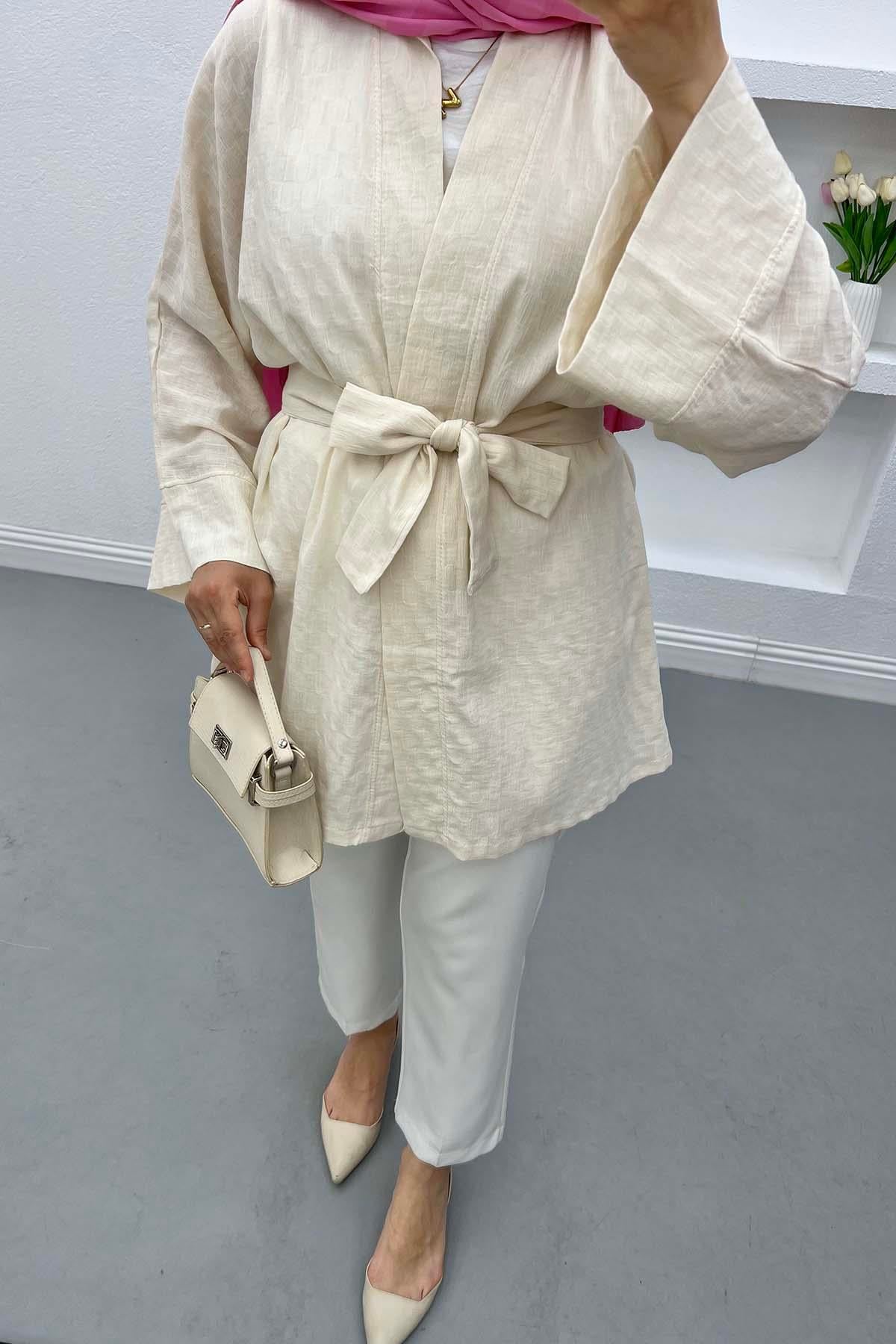 Kare Desenli Kuşaklı Kimono Bej