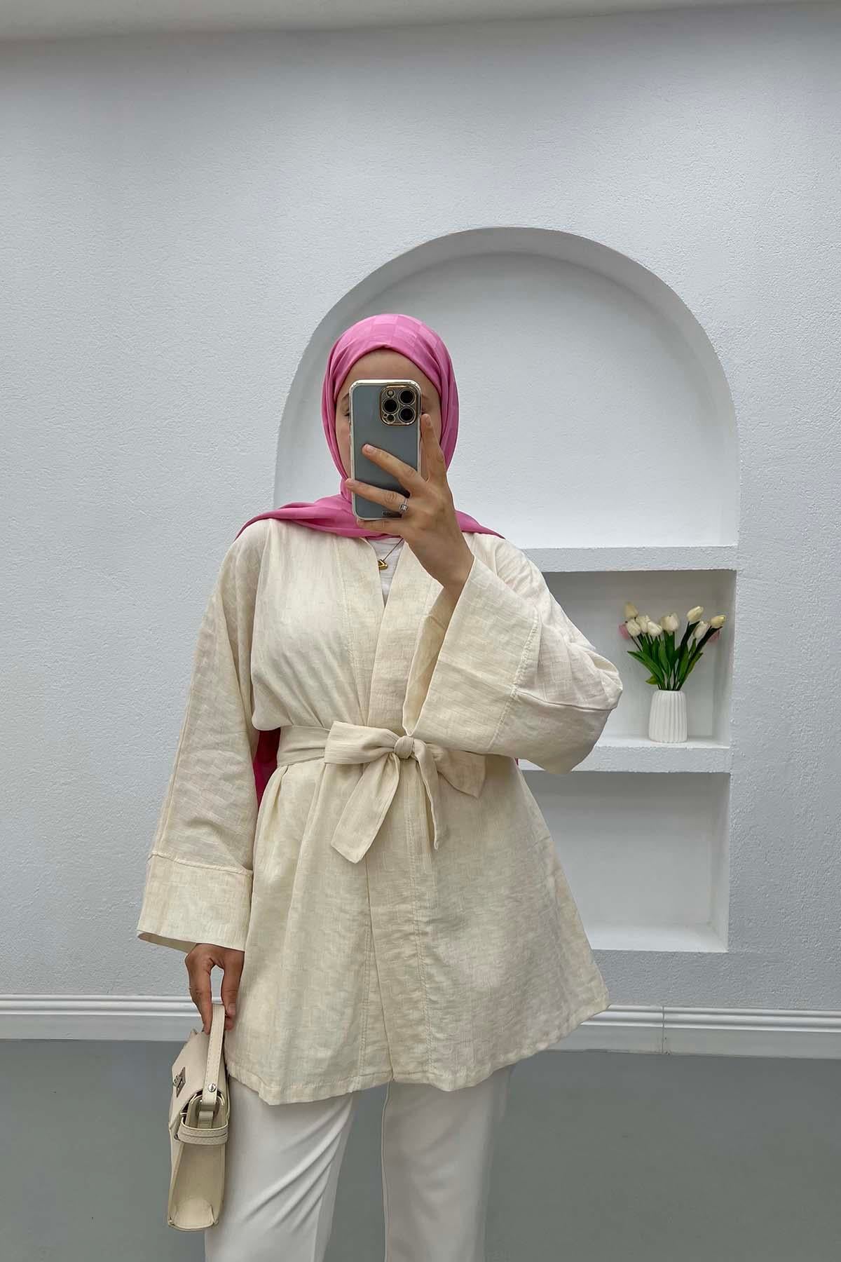 Kare Desenli Kuşaklı Kimono Bej
