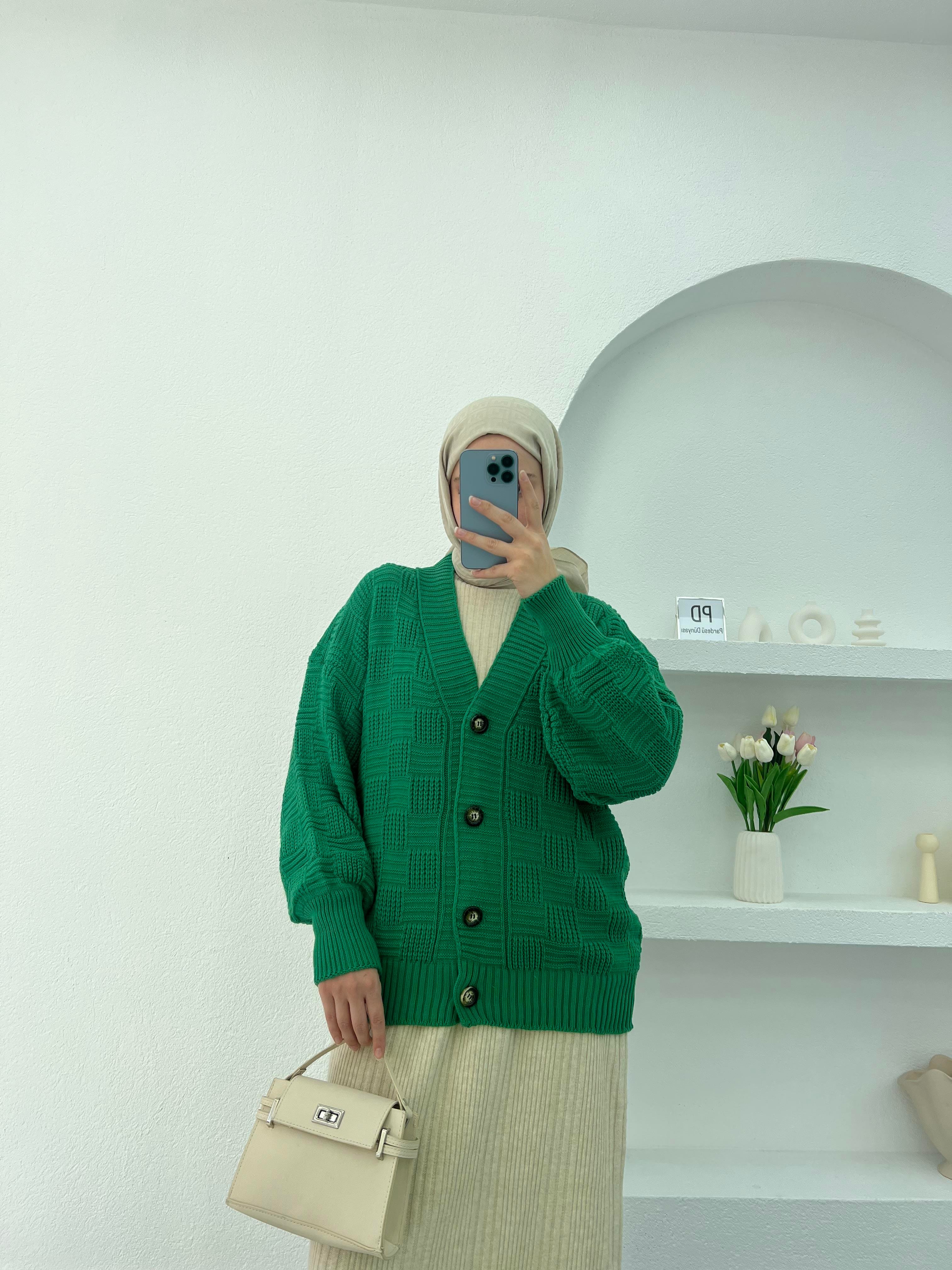 Kare Örgülü Triko Hırka Yeşil