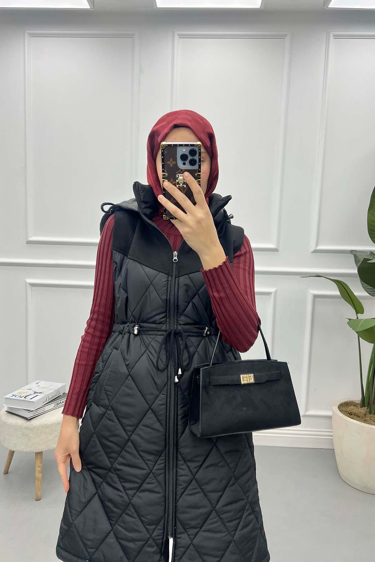 Kaşe Detaylı Şişme Yelek Siyah