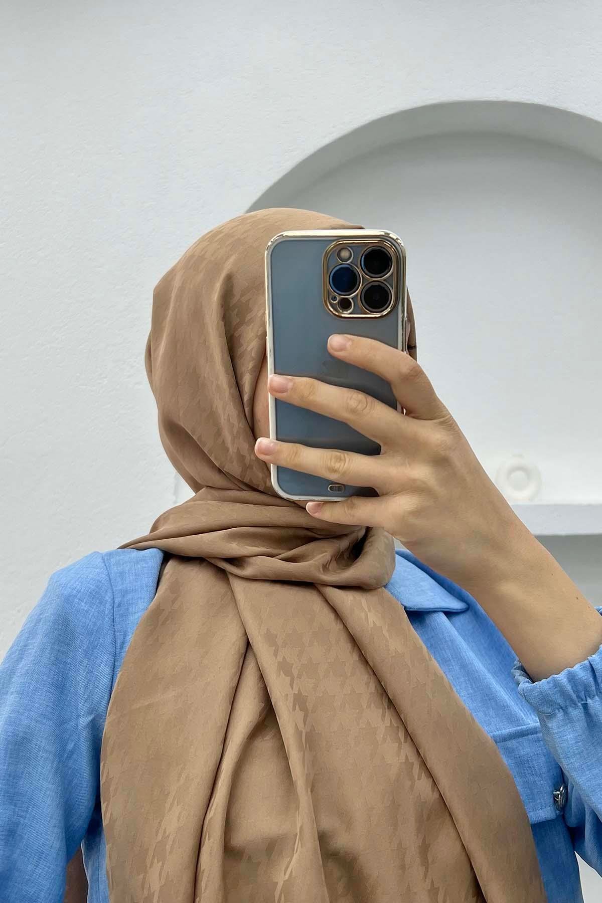 Kazayağı Desenli Şal Sütlü Kahve