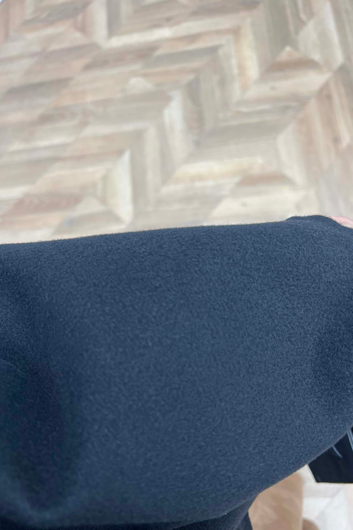 Kemerli Dökümlü Duru Kaşe Panço Siyah